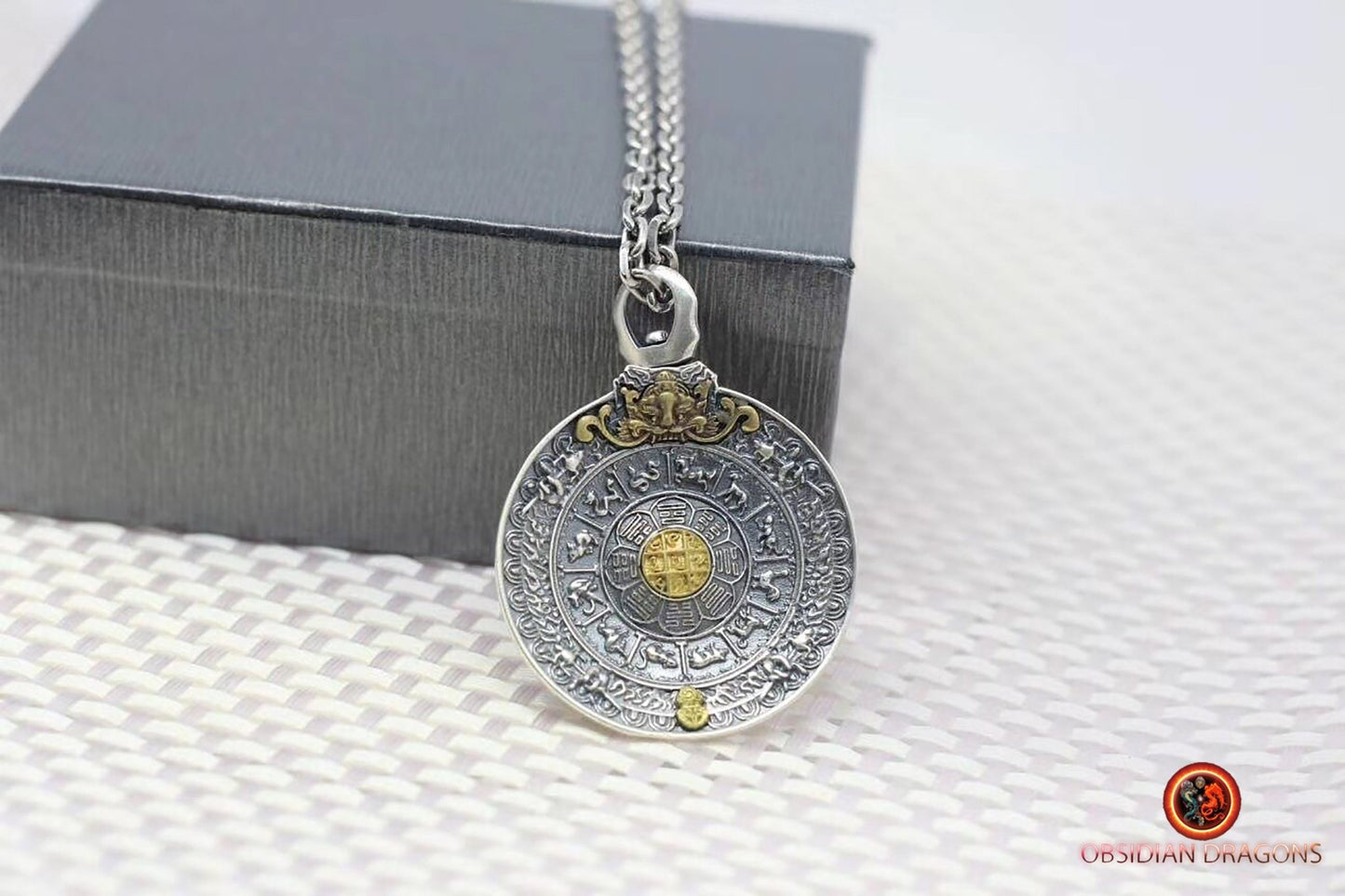 Pendentif miroir tibétain mélong- repousser les influences négatives