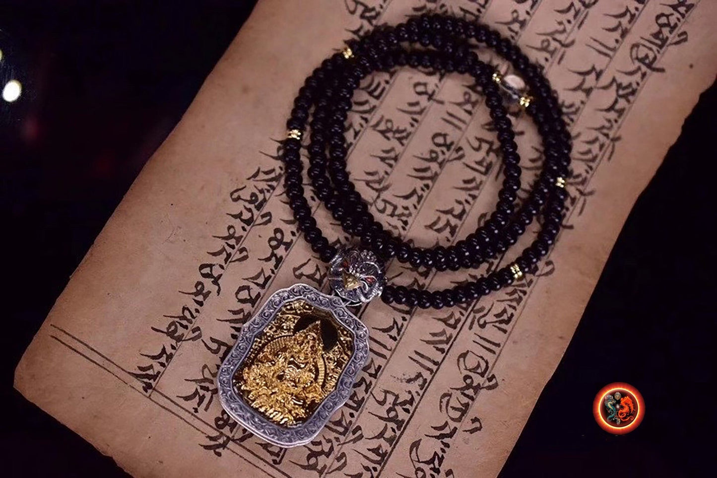 pendentif amulette de protection bouddhiste Bouddha Jambhala mala de prière et méditation 108 perles, argent 925 or 18K bélière Garuda - obsidian dragon