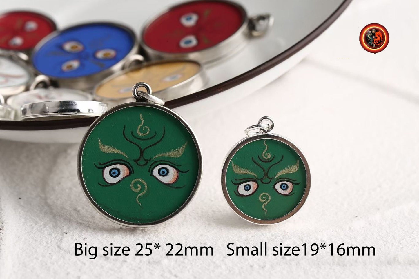 pendentifs bouddha, tangka de protection bouddhiste tibétain. Yeux de bouddha paix et bonne chance tangka artisanal par maitre spécialisé. - obsidian dragon