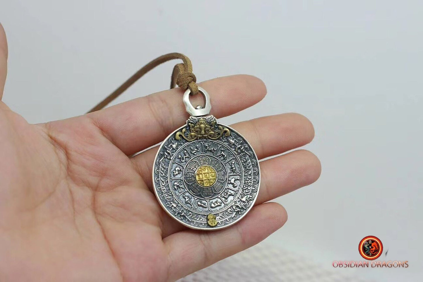 Pendentif miroir tibétain mélong- repousser les influences négatives
