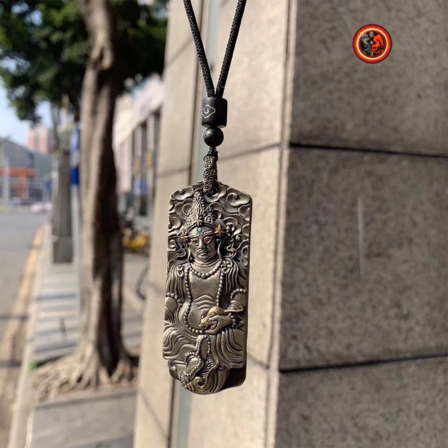 amulette, pendentif, protection bouddhiste tibetaine. Couteau. Jambhala. Argent 925, lame en acier inoxydable. Turquoise, agate nan hong. - obsidian dragon