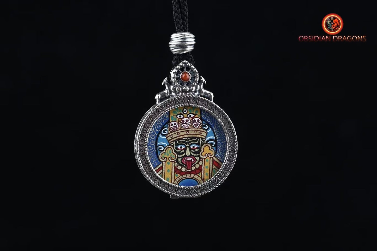 Pendentif Zakiram : Richesse tibétaine - Tangka traditionnel
