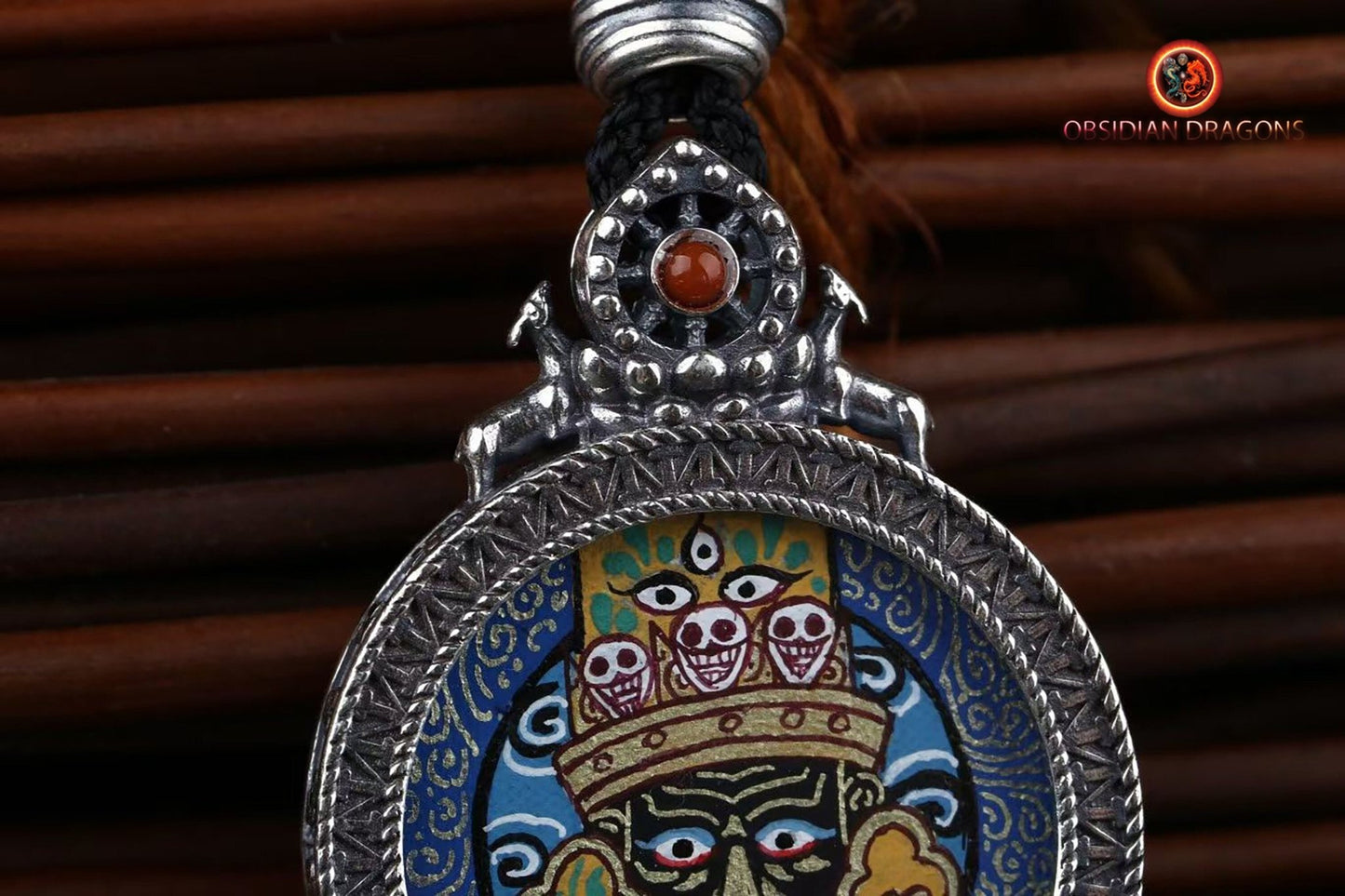 Pendentif Zakiram : Richesse tibétaine - Tangka traditionnel