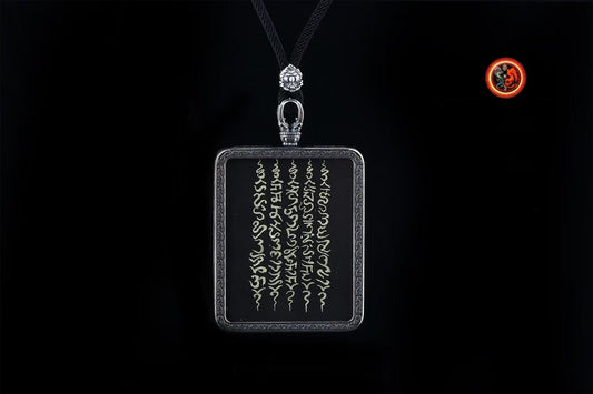 pendentif Sak Yant