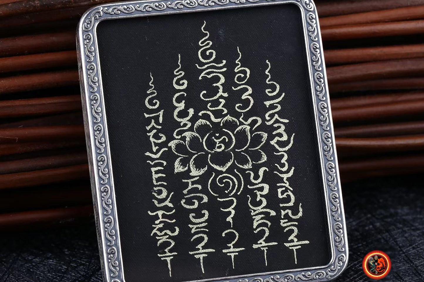 pendentif Sak Yant