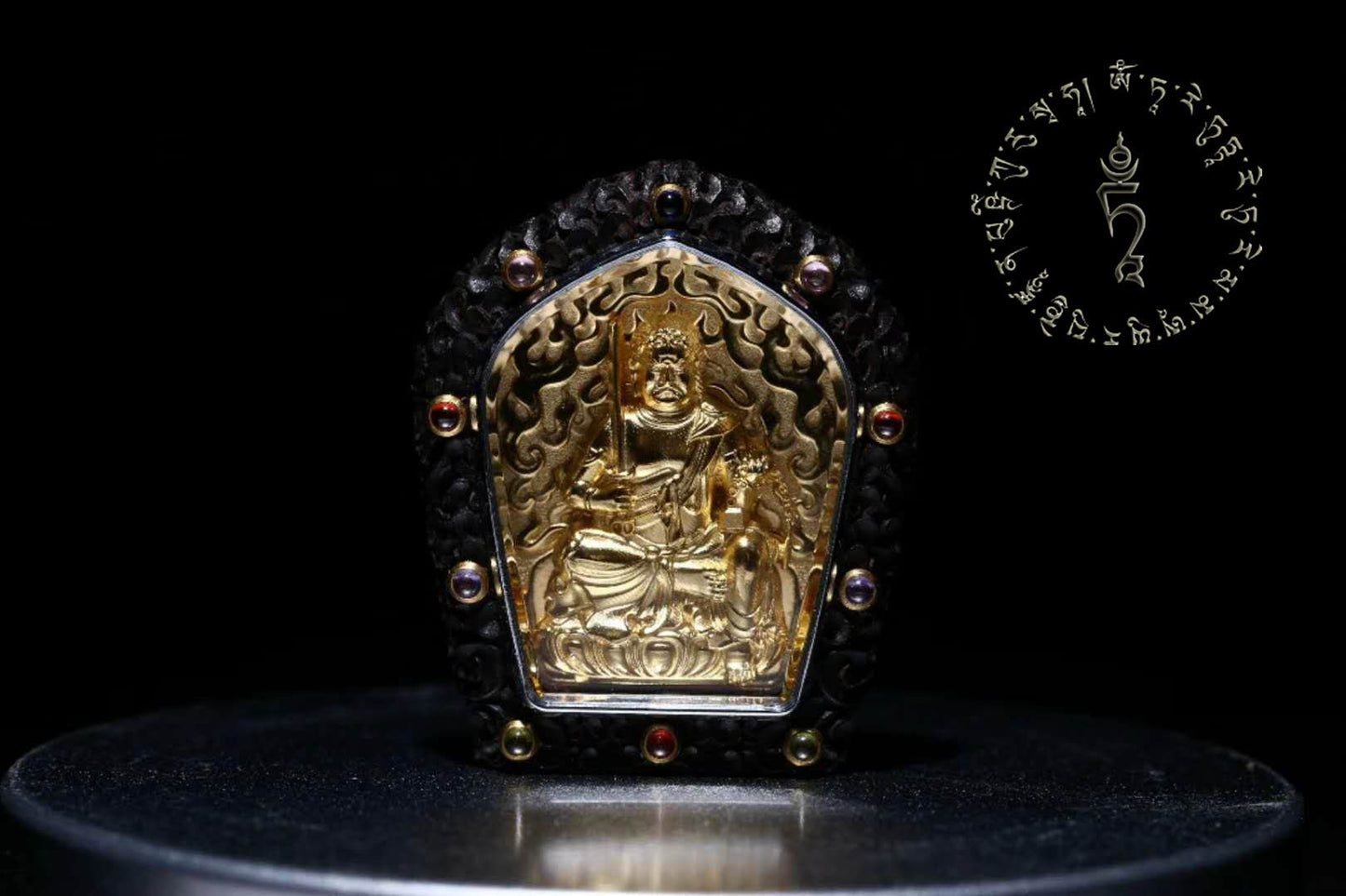 Pendentif bouddha Acala. Amulette de protection tibetaine. - obsidian dragon