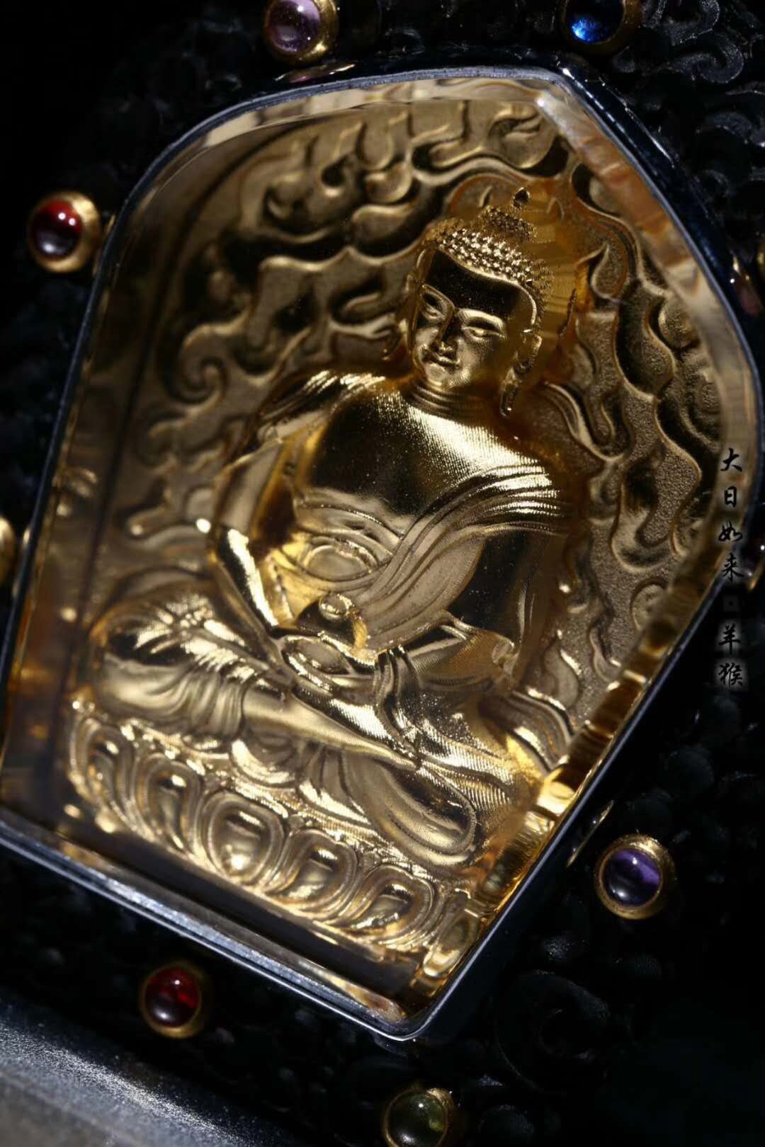 Ghau- Pendentif Bouddha Amitabha
