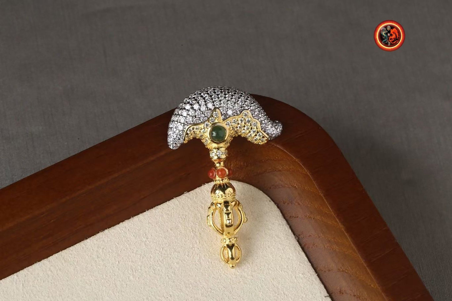 Pendentif kartika