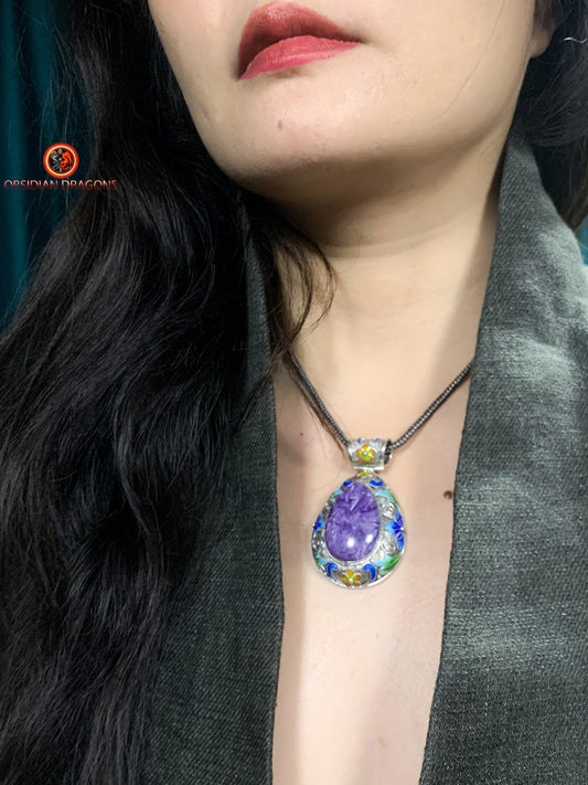 Pendentif charoïte serti en argent filigrané- Cité interdite | obsidian dragons