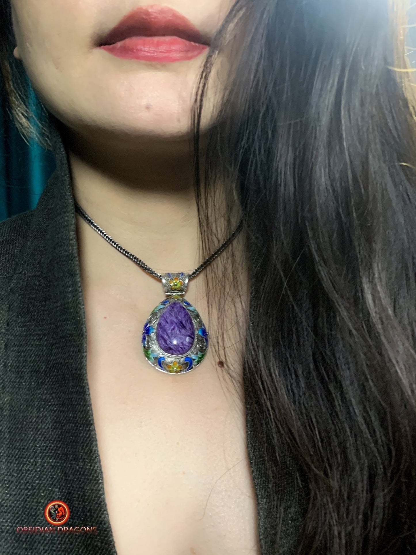 Pendentif charoïte serti en argent- Tradition Dynastie Qing | obsidian dragons