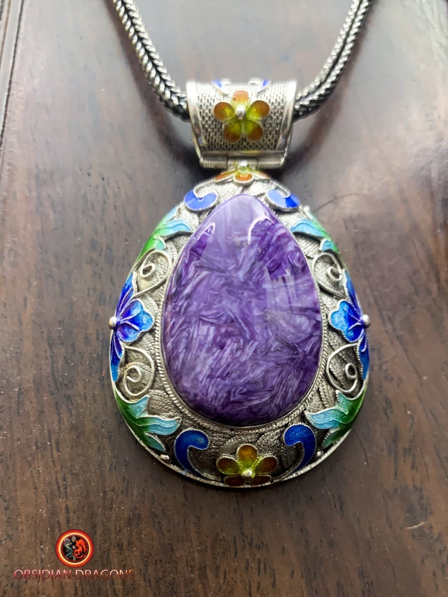 Pendentif charoïte serti en argent filigrané- Cité interdite | obsidian dragons