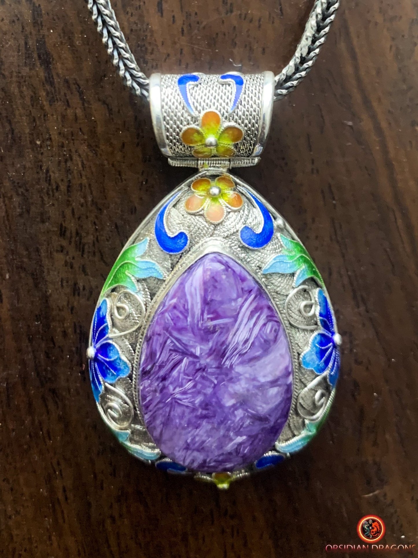 Pendentif charoïte serti en argent filigrané- Cité interdite | obsidian dragons