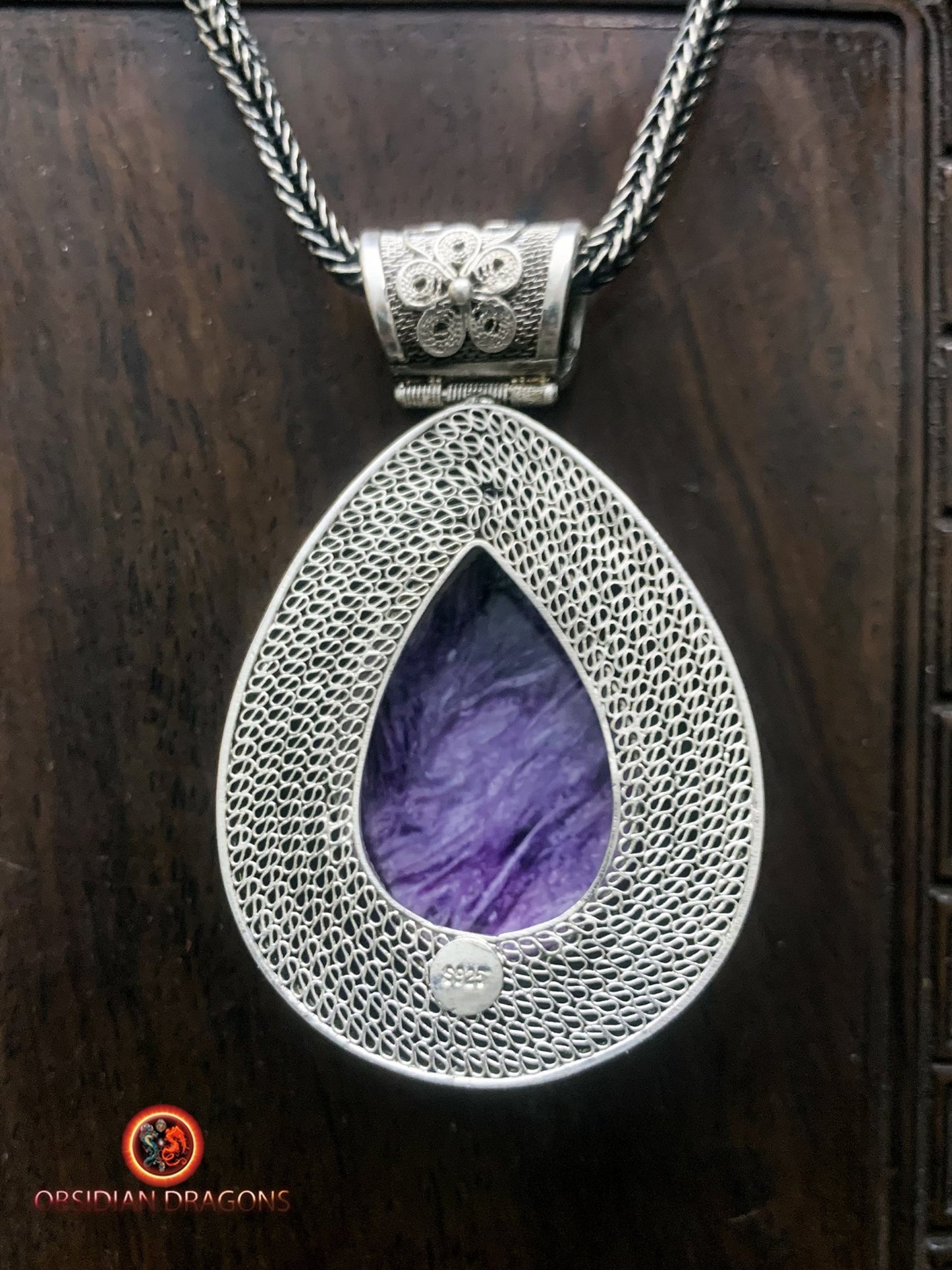 Pendentif charoïte serti en argent- Tradition Dynastie Qing | obsidian dragons
