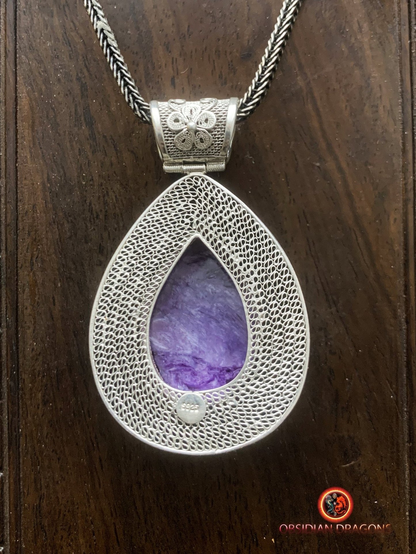 Pendentif charoïte serti en argent filigrané- Dynastie Qing | obsidian dragons