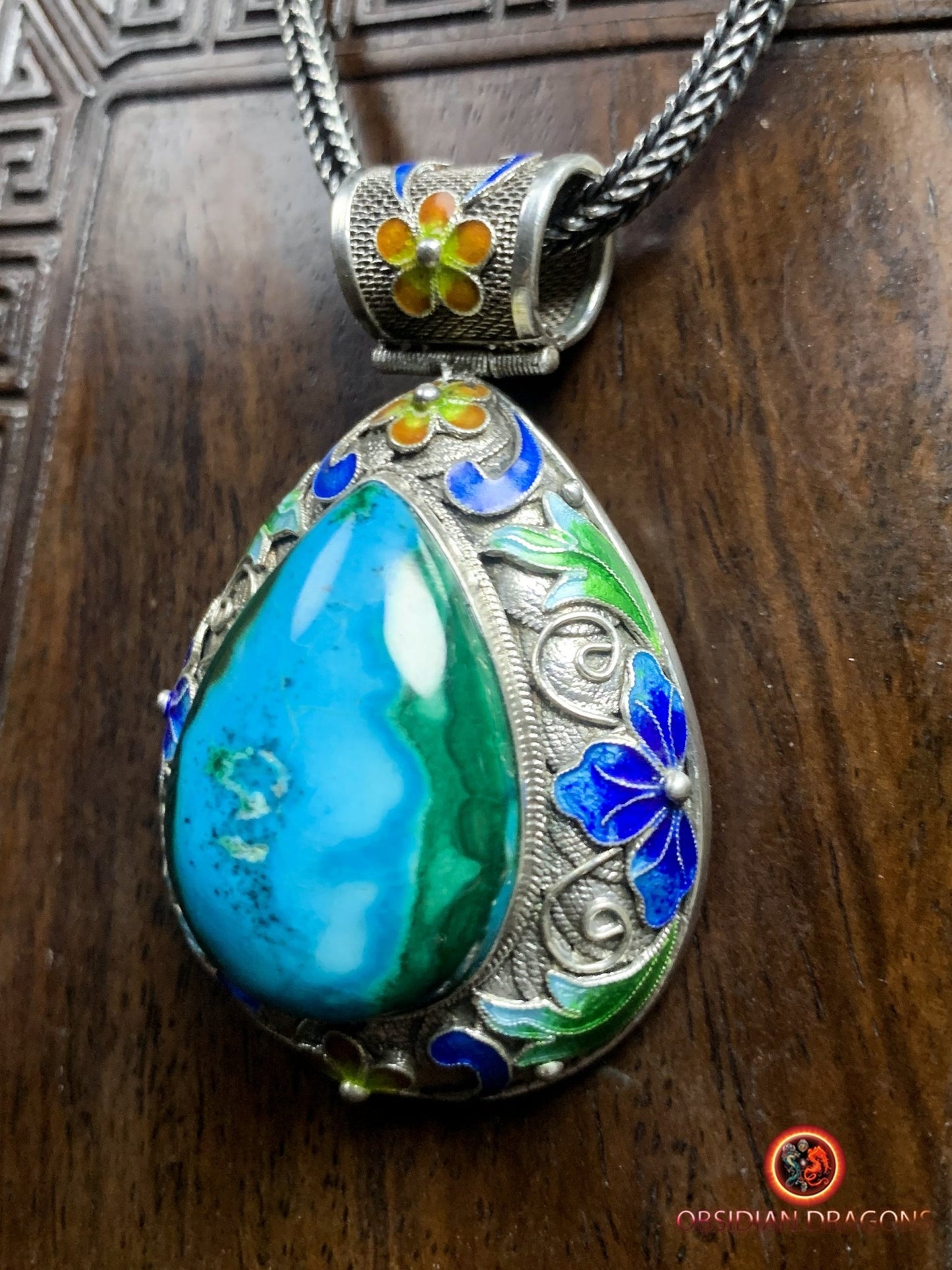 Pendentif en chrysocolle serti en argent 925 filigrané | obsidian dragons