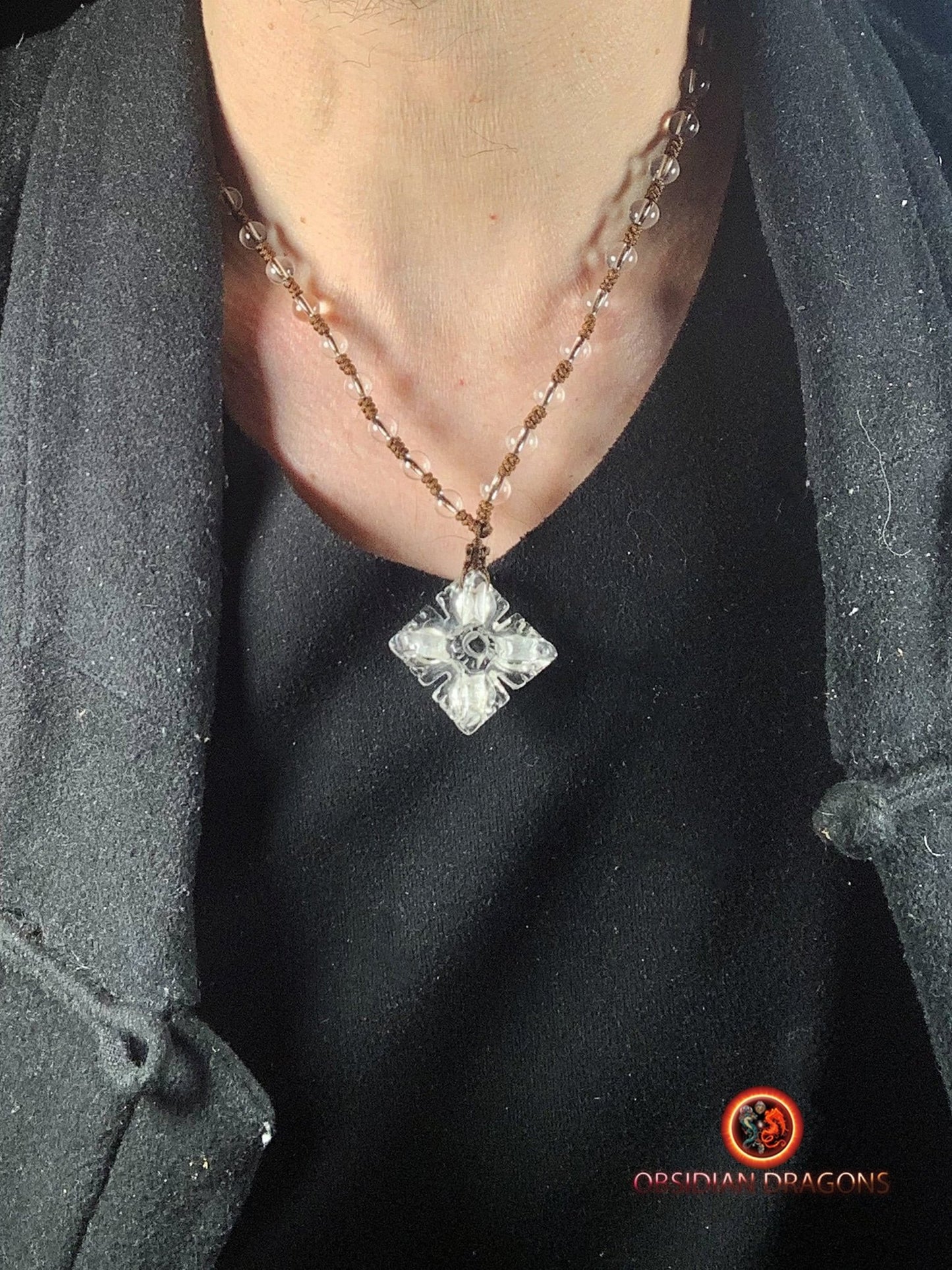 Pendentif dorje- Vajra- cristal de roche naturel