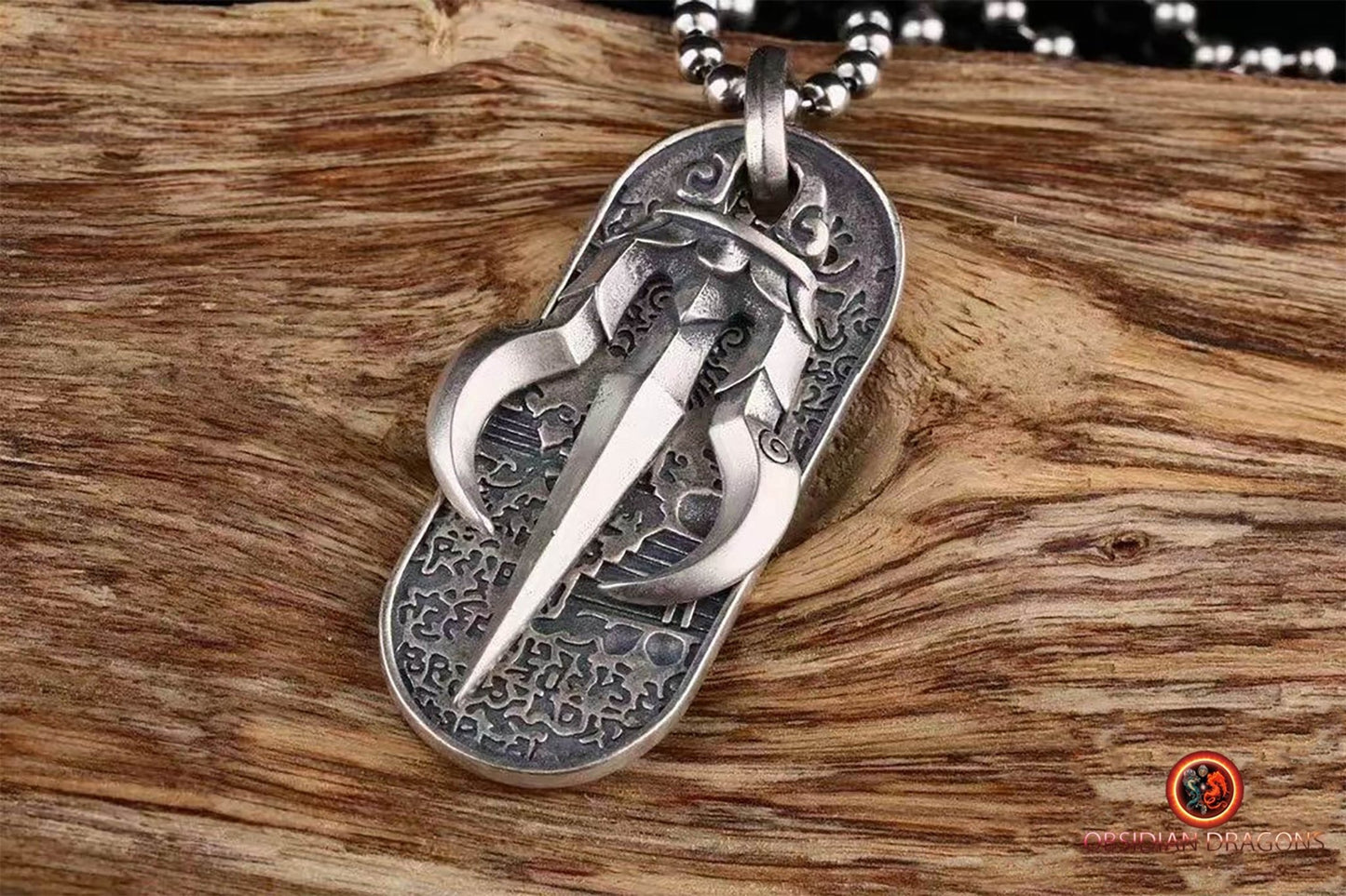pendentif dorje tibétain- Les tours du royaume de Guge