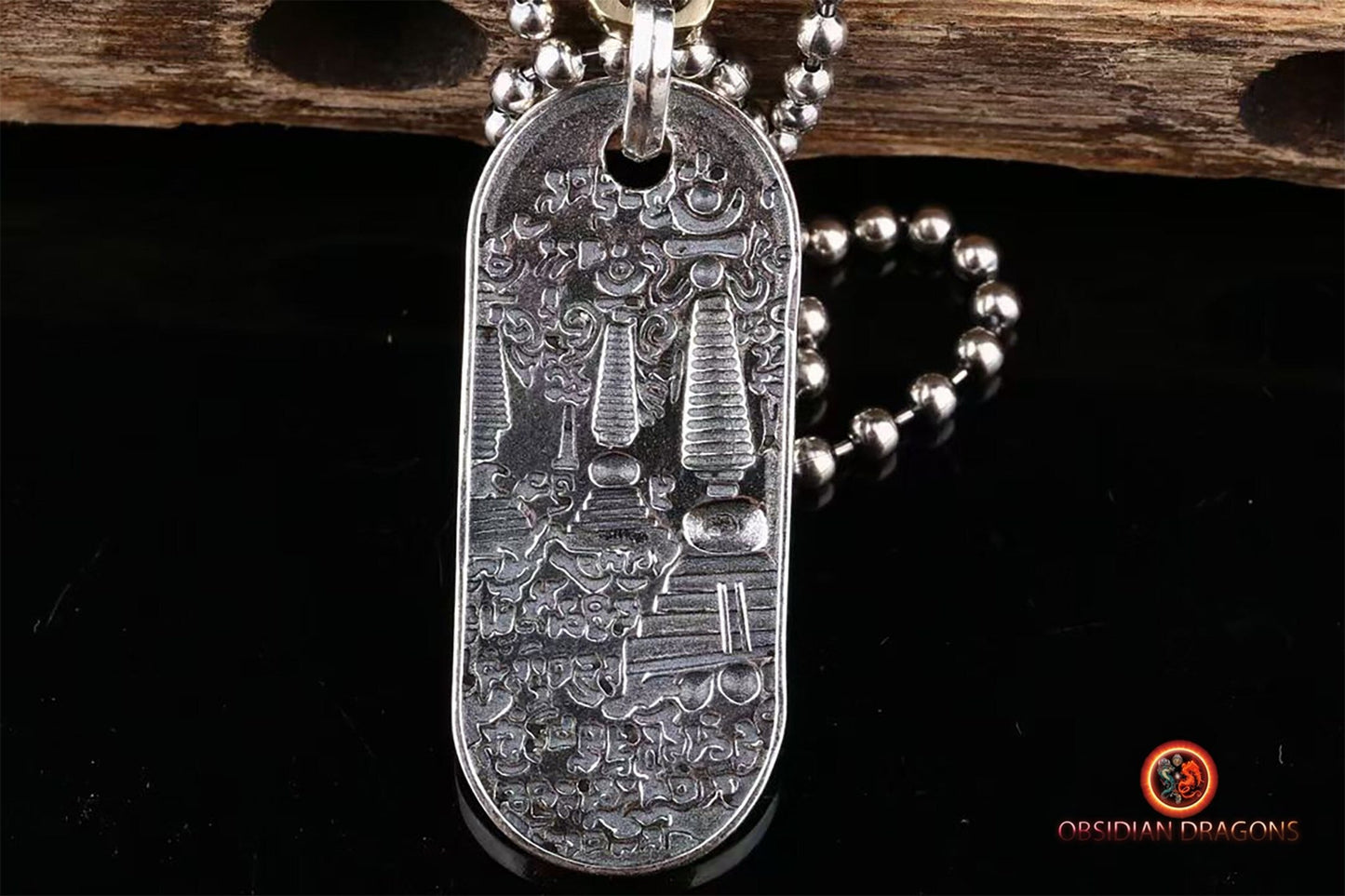 pendentif dorje tibétain- Les tours du royaume de Guge