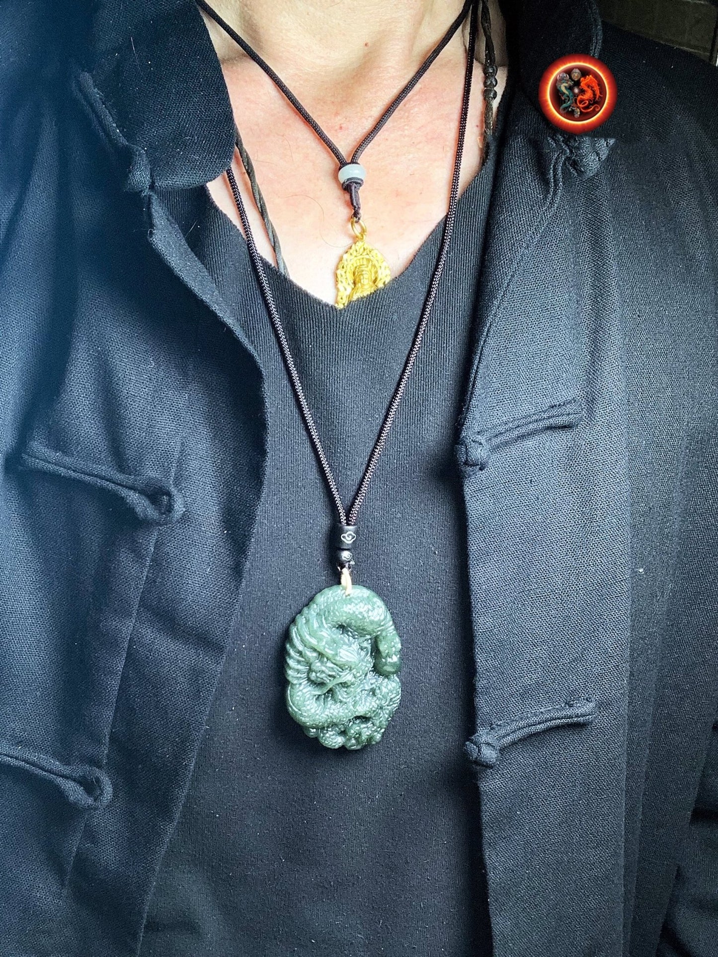 Pendentif dragon en jade. Protection, talisman Feng Shui. Jade néphrite naturel expertisé. Entièrement réalisé artisanalement - obsidian dragon