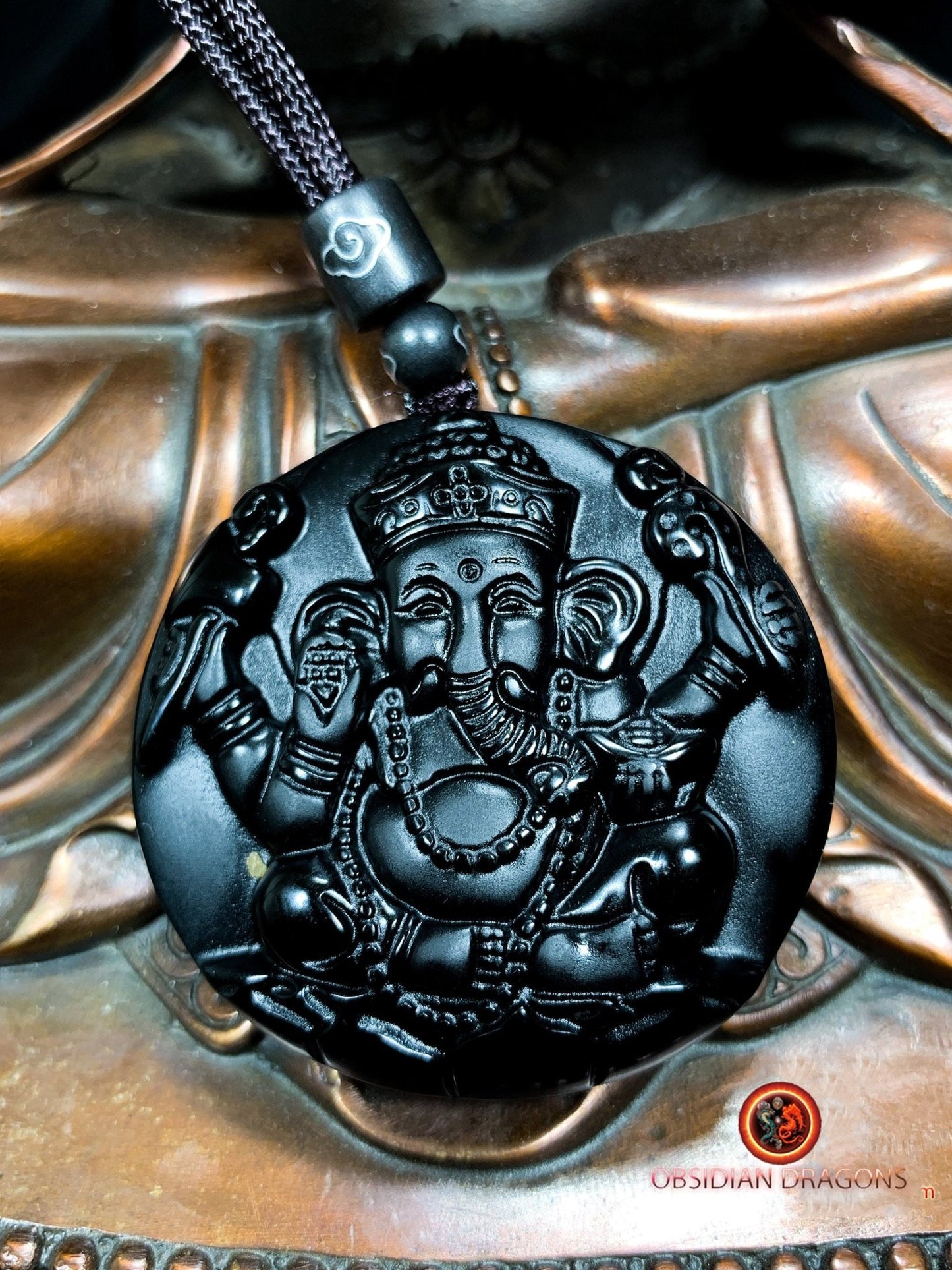 Pendentif Ganesh en obsidienne naturelle