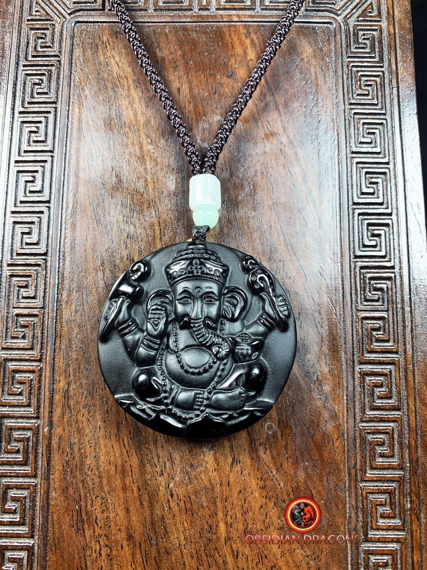 Pendentif Ganesh Obsidienne Noire : Expertise et Qualité, Cordon Réglable
