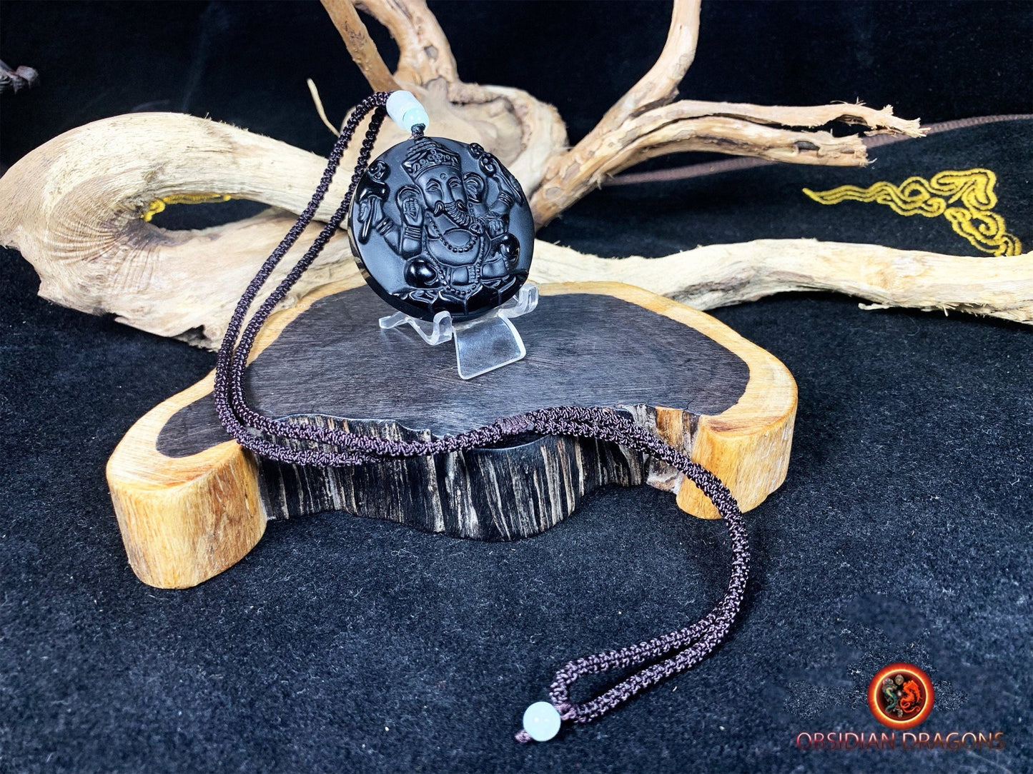 Pendentif Ganesh Obsidienne Noire : Expertise et Qualité, Cordon Réglable