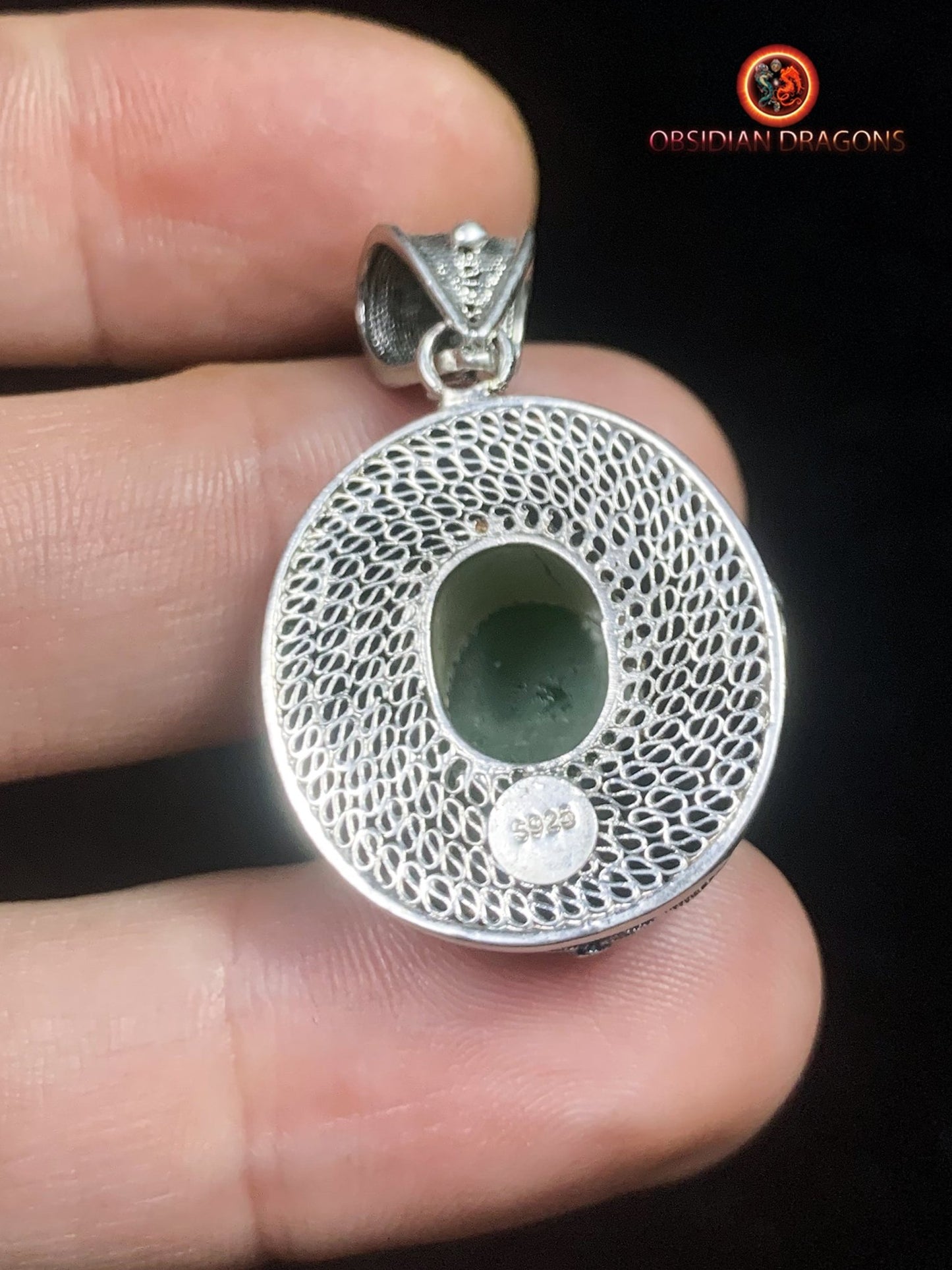 Pendentif en Jade- Argent filigrané- Qing Dynastie | obsidian dragons