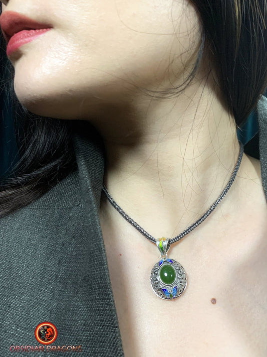 Pendentif en Jade- Argent filigrané- Qing Dynastie | obsidian dragons