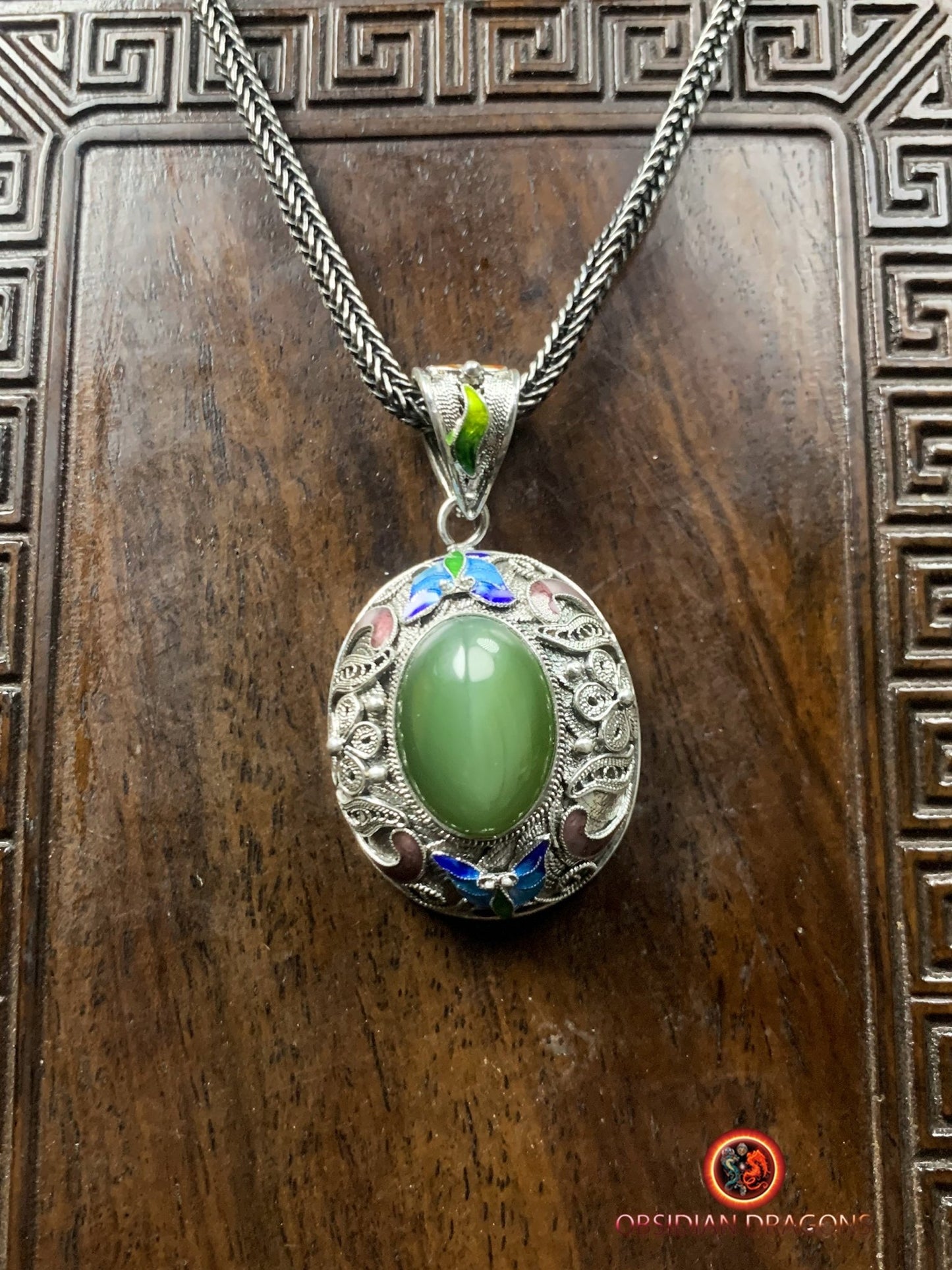 Pendentif en Jade effet oeil de chat et argent- Traditionnel | obsidian dragons