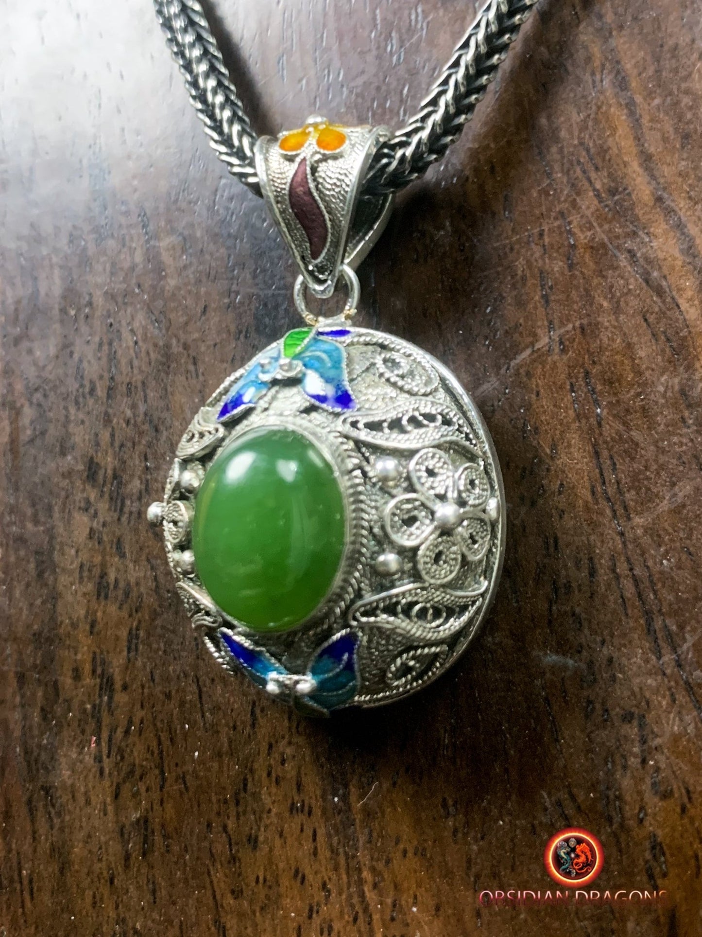 Pendentif en Jade- Argent filigrané- Qing Dynastie | obsidian dragons