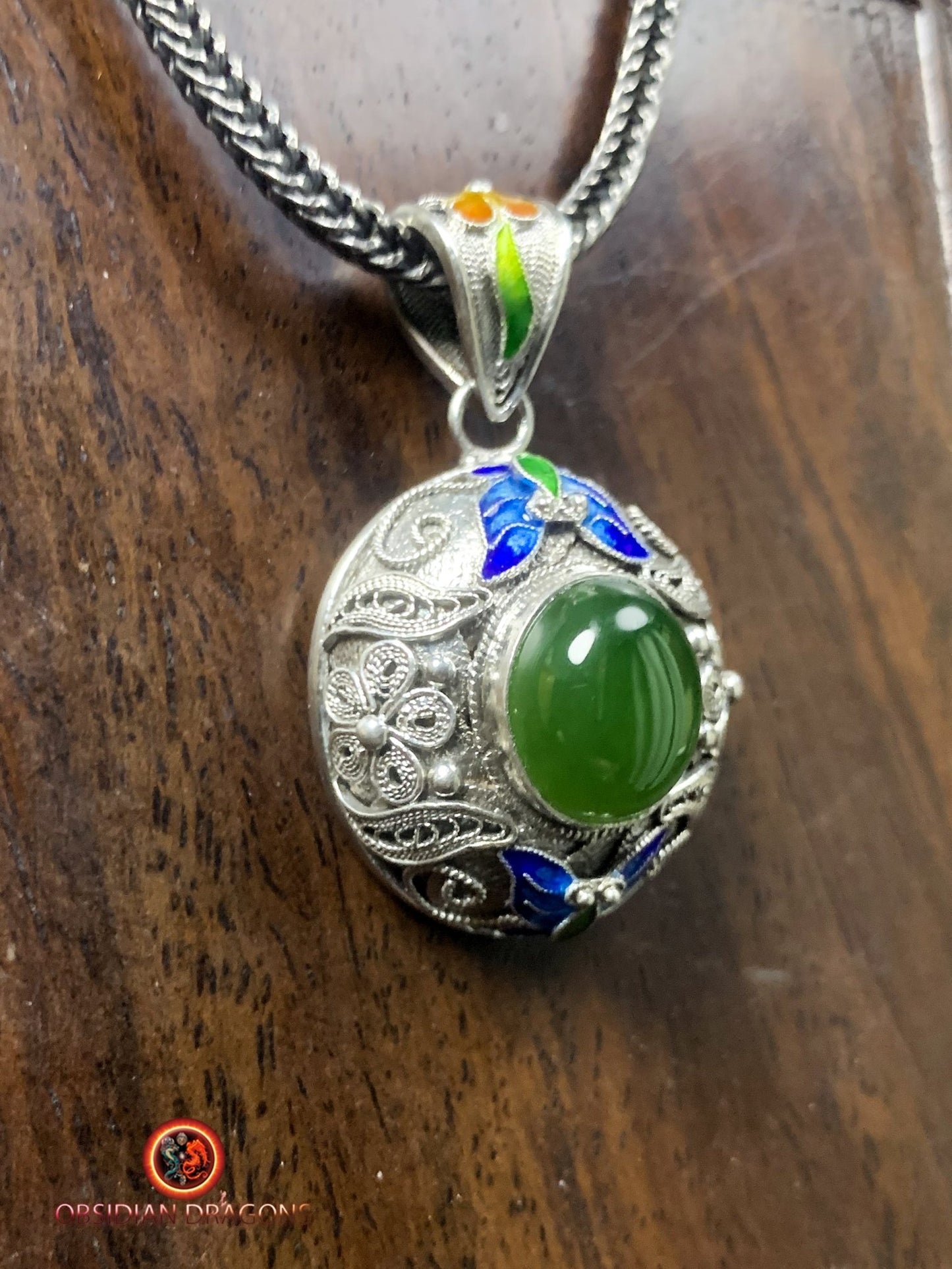 Pendentif traditionnel de la Cité interdite- Jade- Filigrane | obsidian dragons