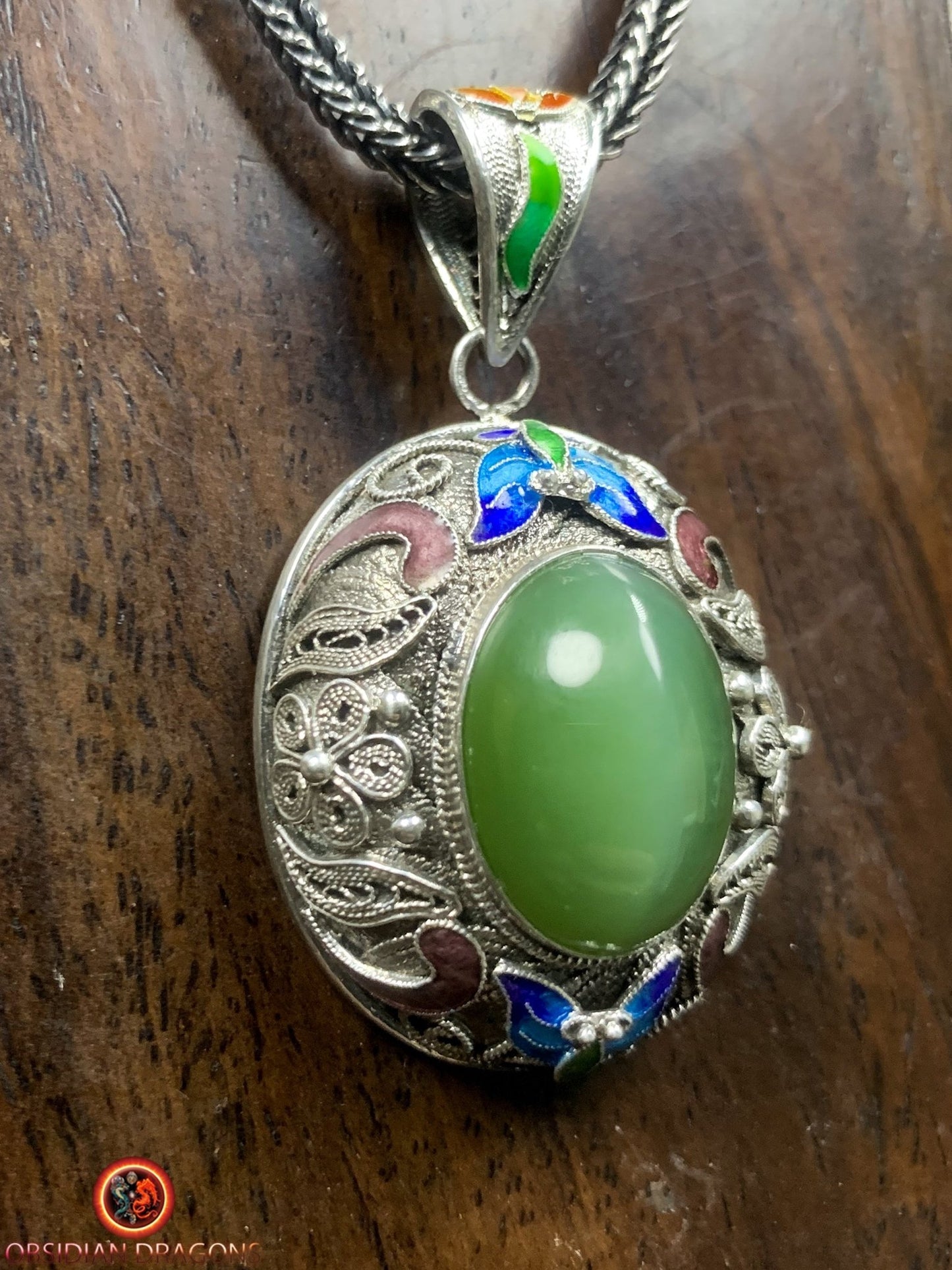 Pendentif en Jade effet oeil de chat- Argent filigrané | obsidian dragons