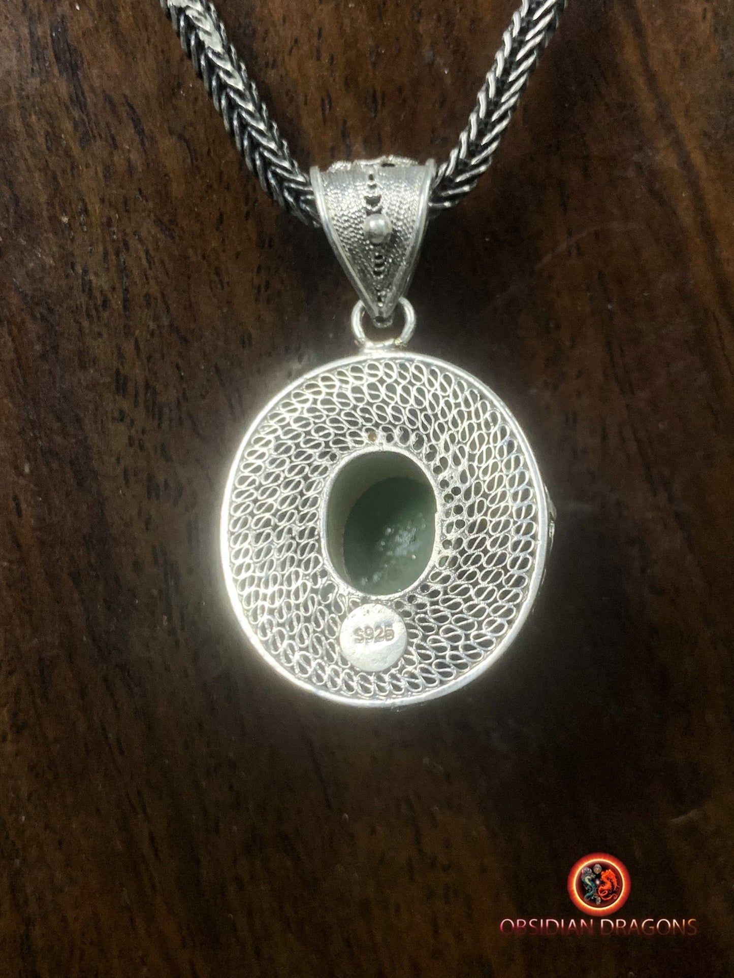 Pendentif en Jade- Argent filigrané- Qing Dynastie | obsidian dragons