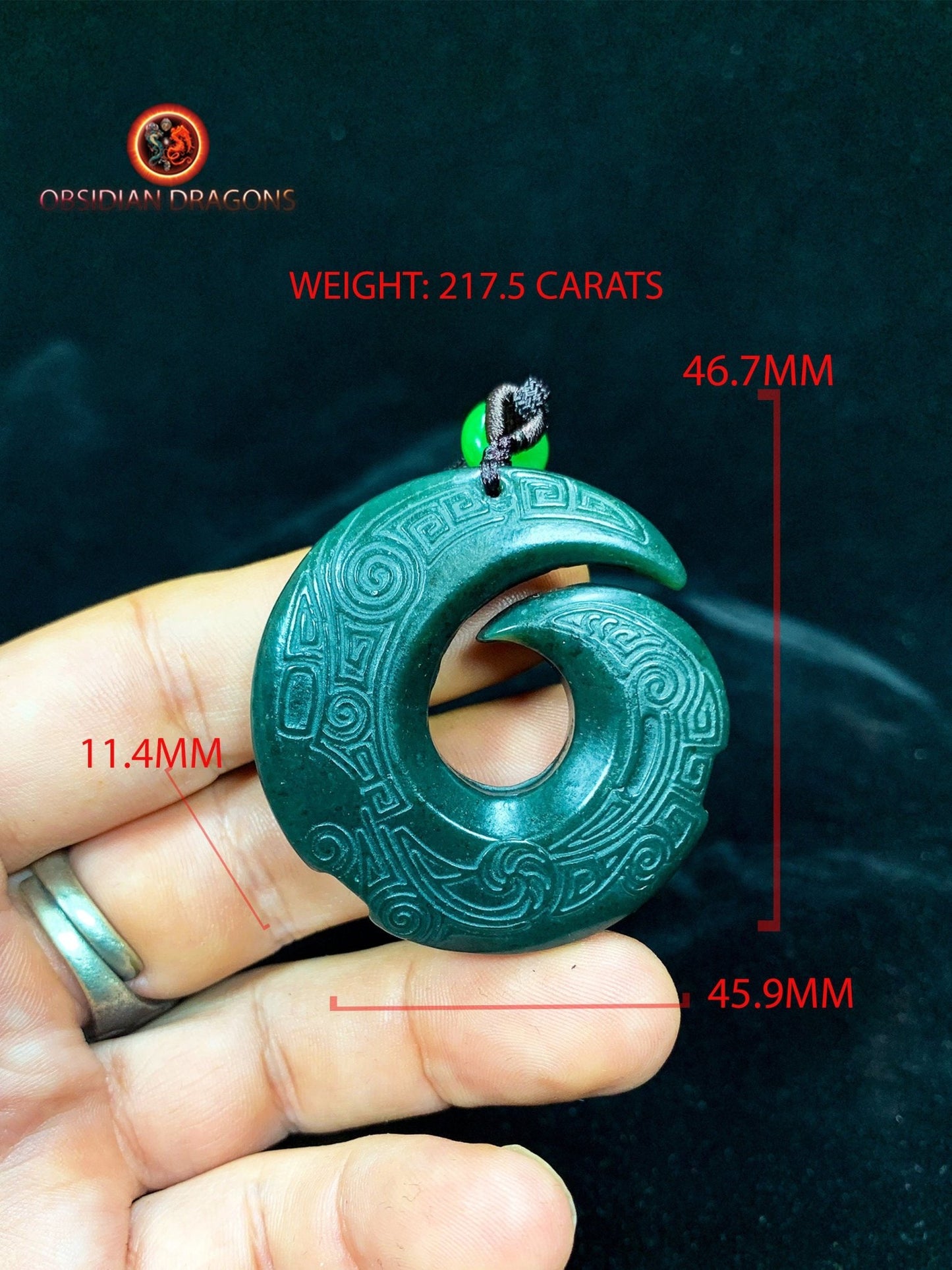 Pendentif en Jade Porte-Bonheur : Spirale de Chance
