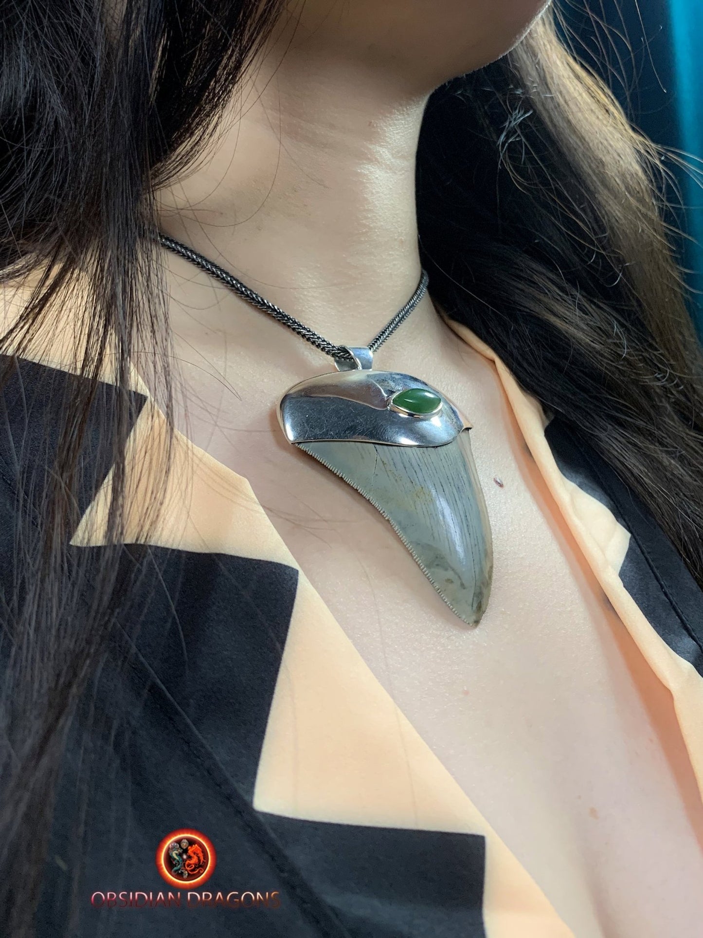 Pendentif Dent de Mégalodon - Jade Polaire - Argent 925