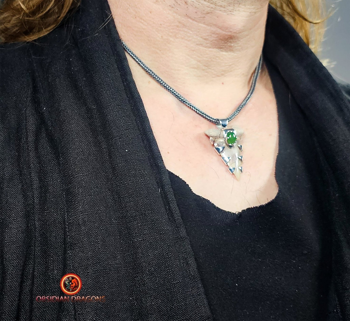 Pendentif Dent de Requin - Palaeocarcharodon - Argent & Jade