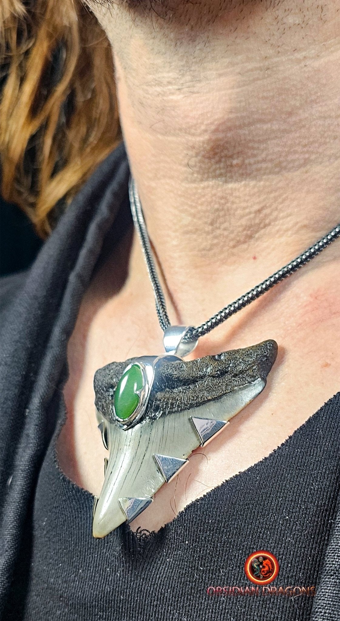 Pendentif Dent de Mégalodon - Jade- Argent 925