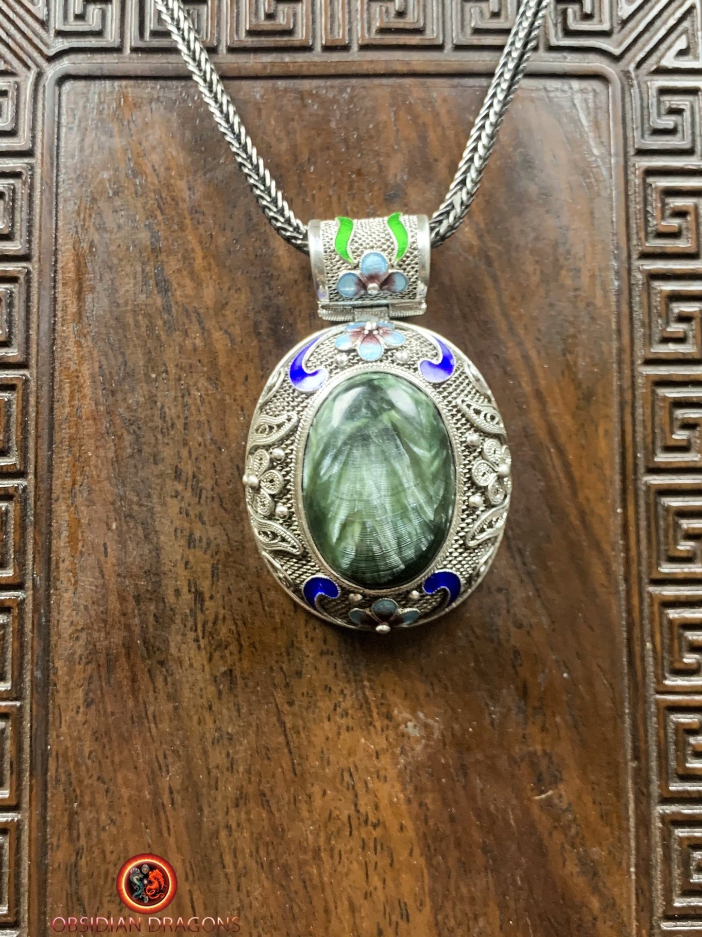 Pendentif en séraphinite- Argent filigrané- Traditionnel | obsidian dragons