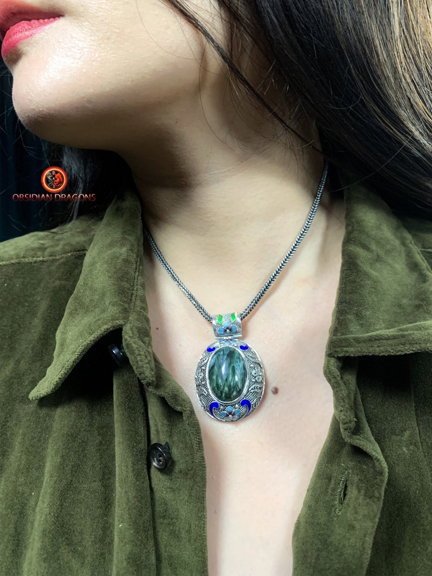 Pendentif en séraphinite- Argent- Traditionnel Dynastie Qing | obsidian dragons