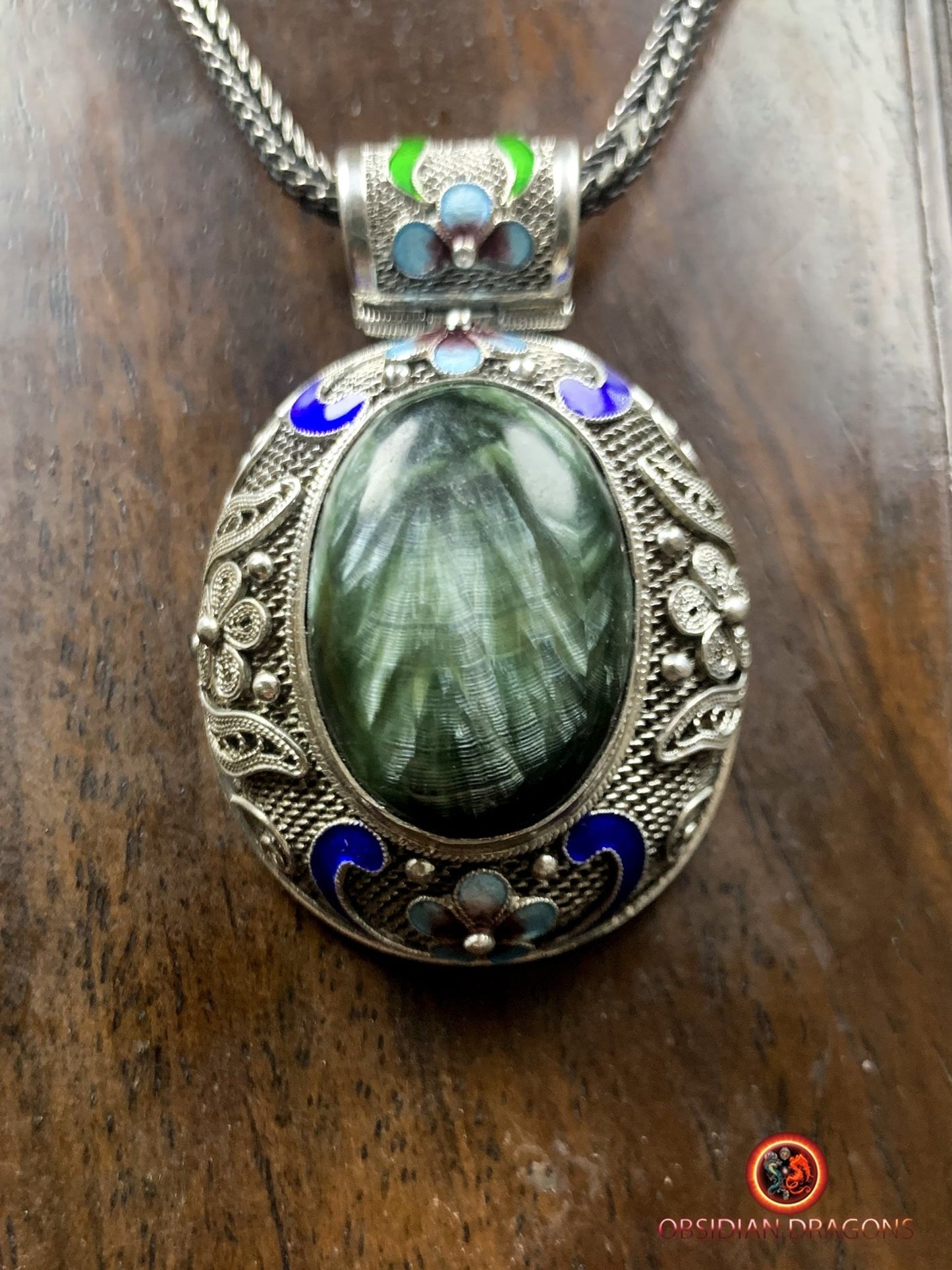 Pendentif en séraphinite- Argent filigrané- Traditionnel | obsidian dragons