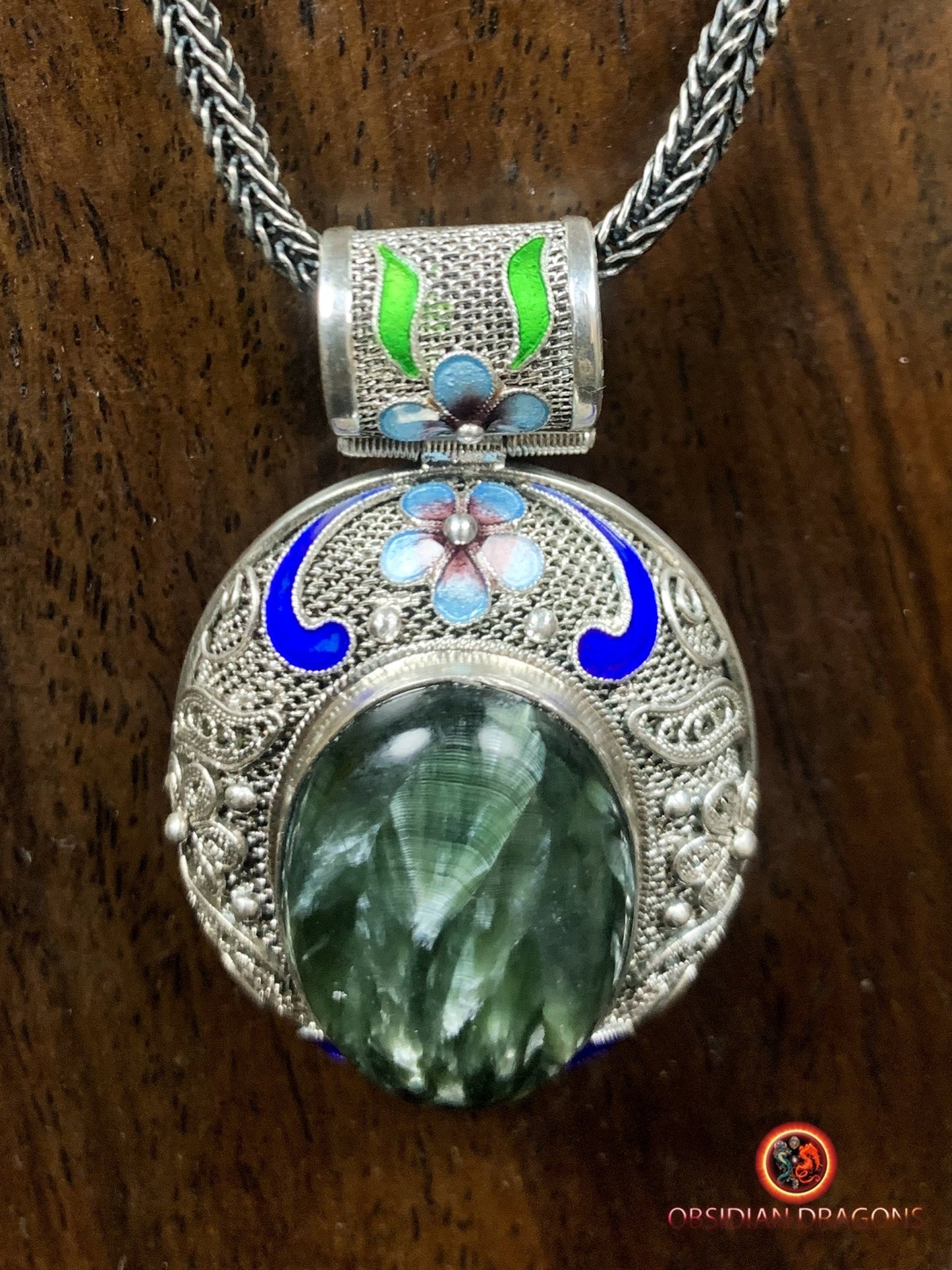 Pendentif en séraphinite- Argent- Traditionnel Dynastie Qing | obsidian dragons