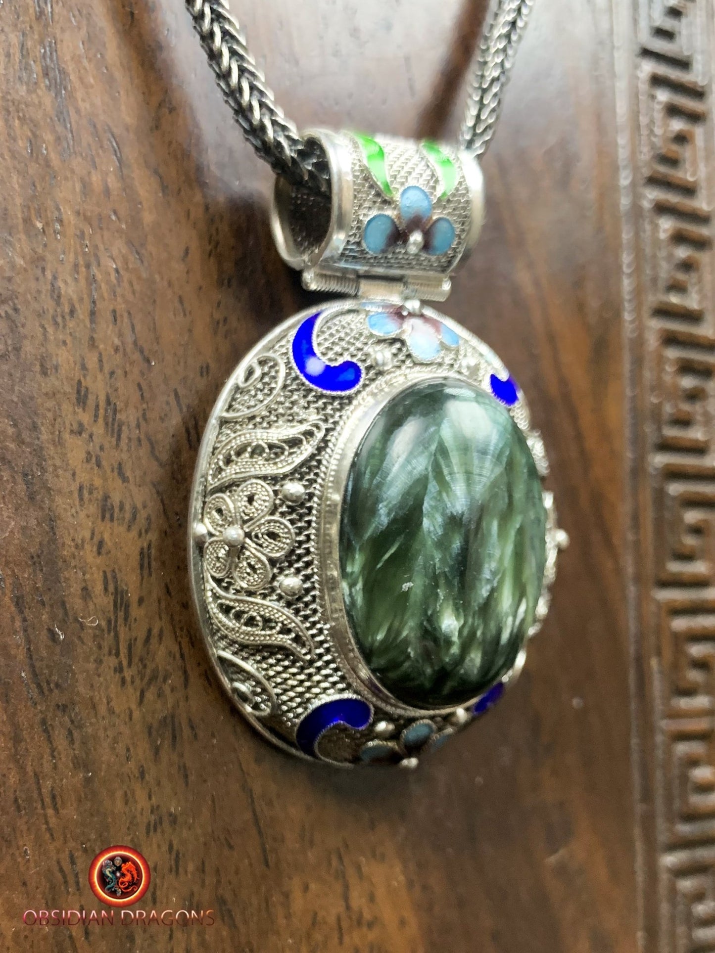 Pendentif en séraphinite- Argent- Traditionnel Dynastie Qing | obsidian dragons