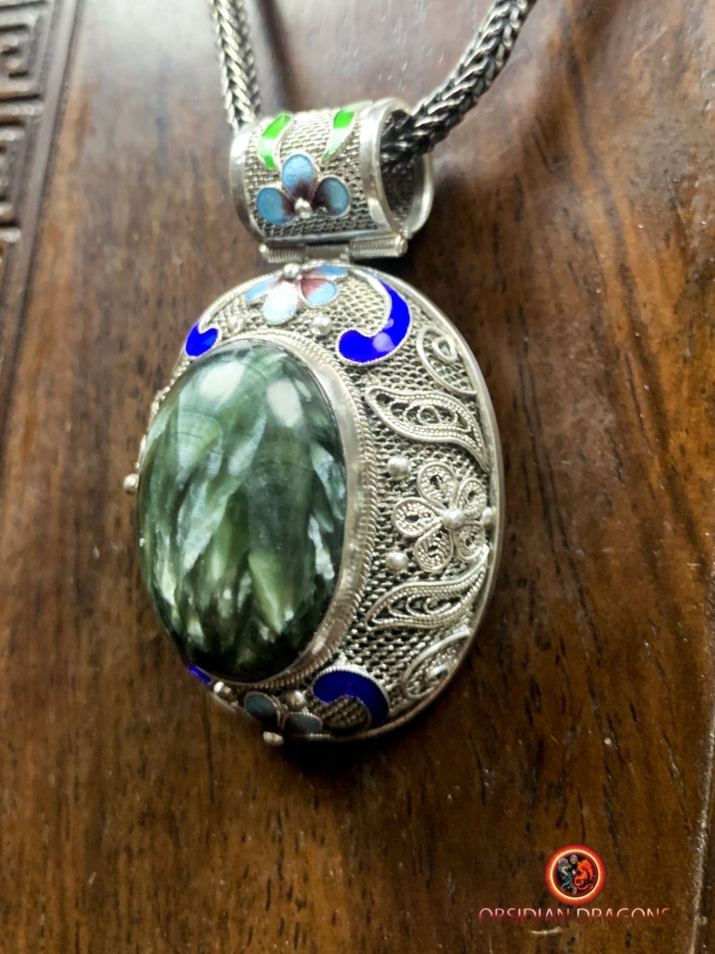 Pendentif en séraphinite- Argent- Traditionnel Dynastie Qing | obsidian dragons