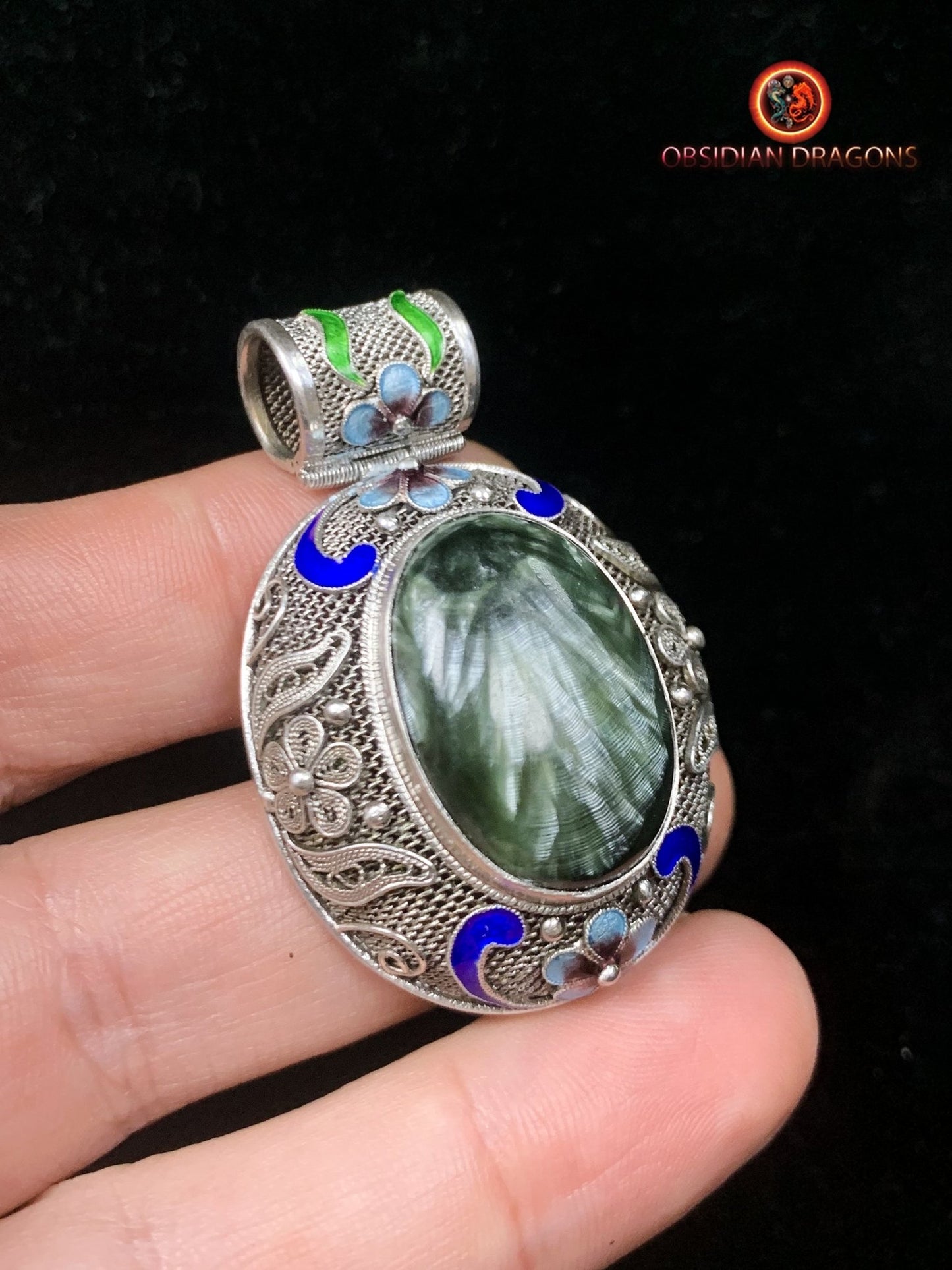 Pendentif en séraphinite- Argent filigrané- Traditionnel | obsidian dragons