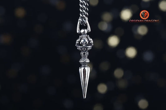 pendentif phurba- dague tantrique- chasser les démons