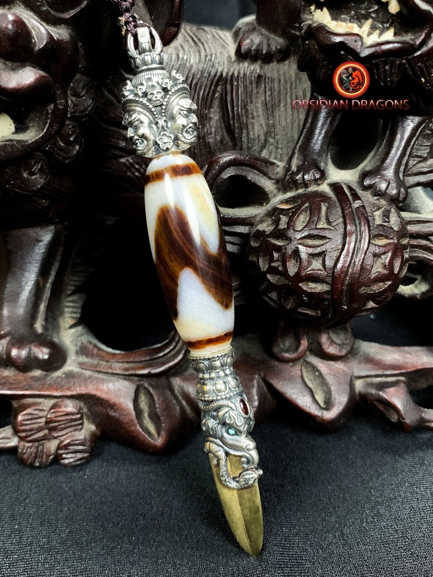 Pendentif Phurba tibétain- DZI dents de tigre