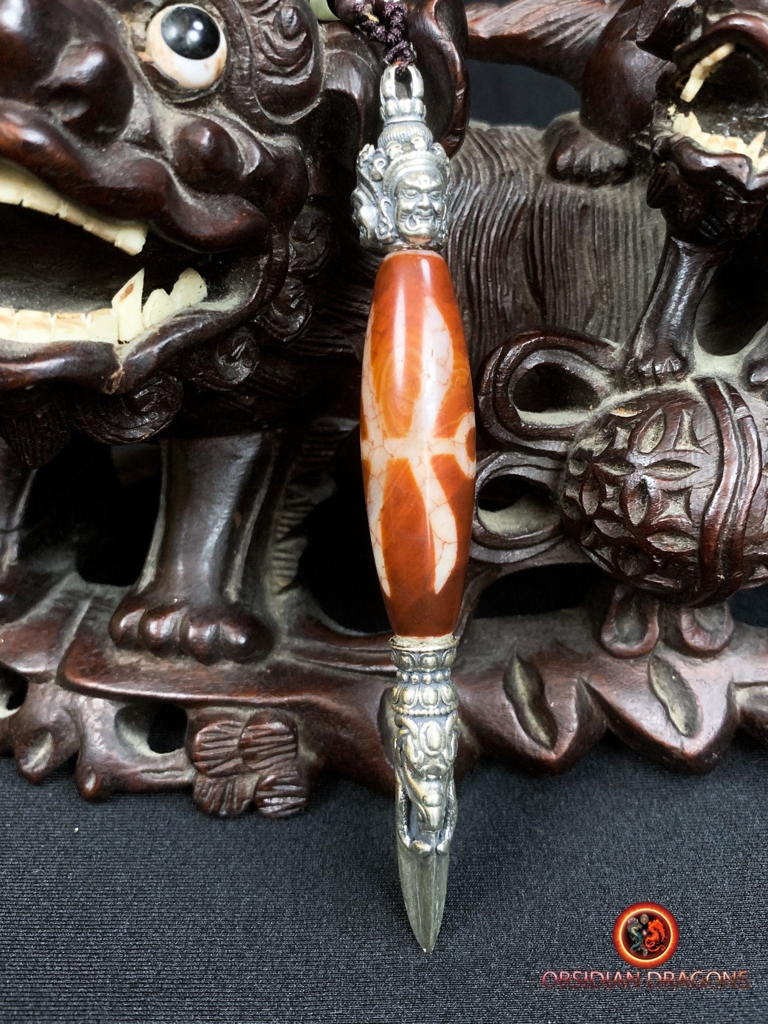 Pendentif Phurba tibétain- DZI du grand homme