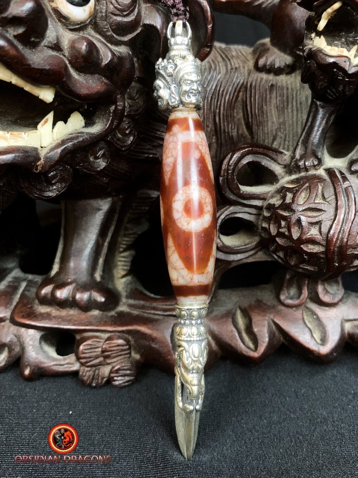 Pendentif Phurba tibétain- DZI à trois yeux