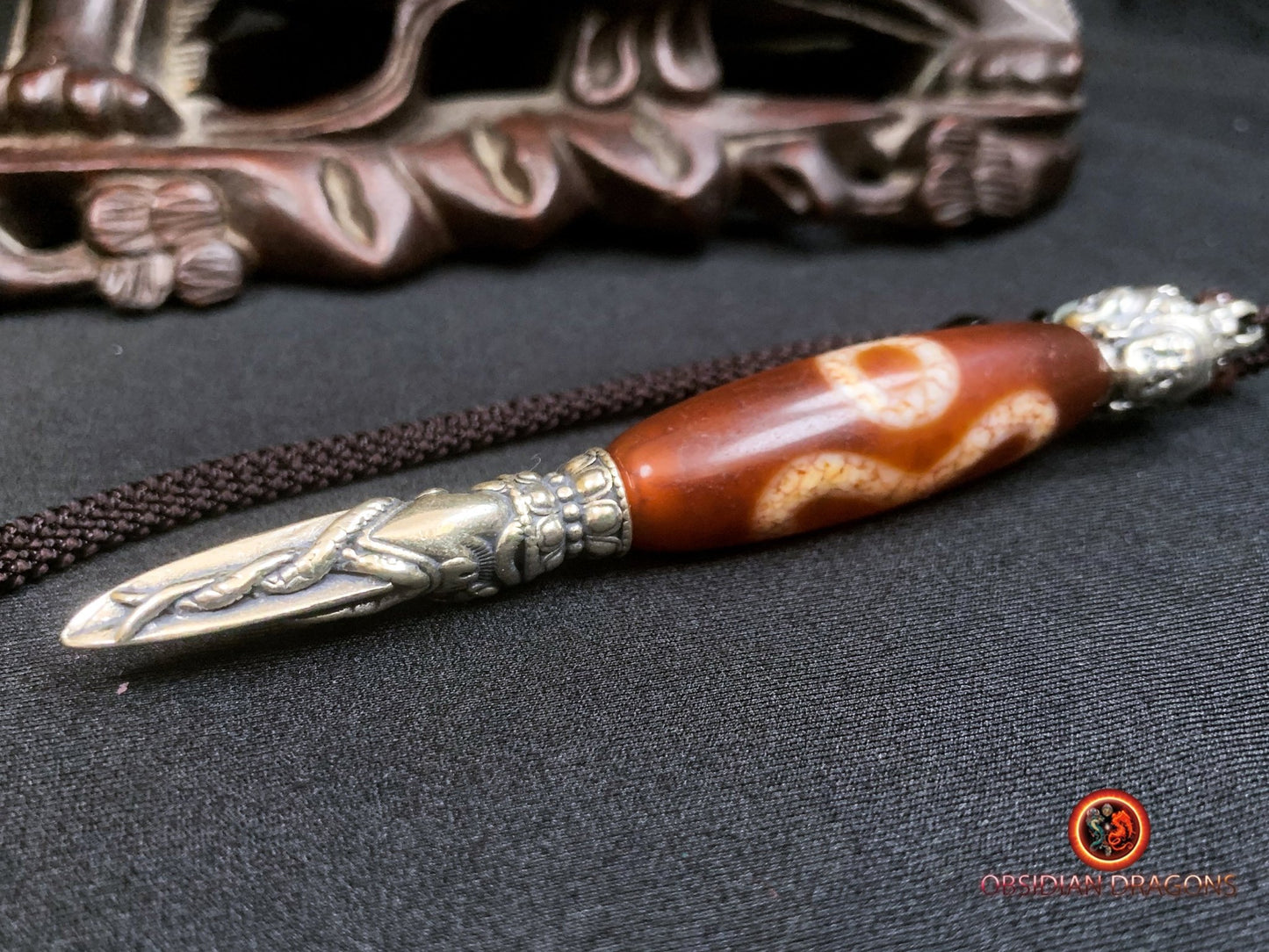 Pendentif Phurba tibétain- DZI à deux yeux