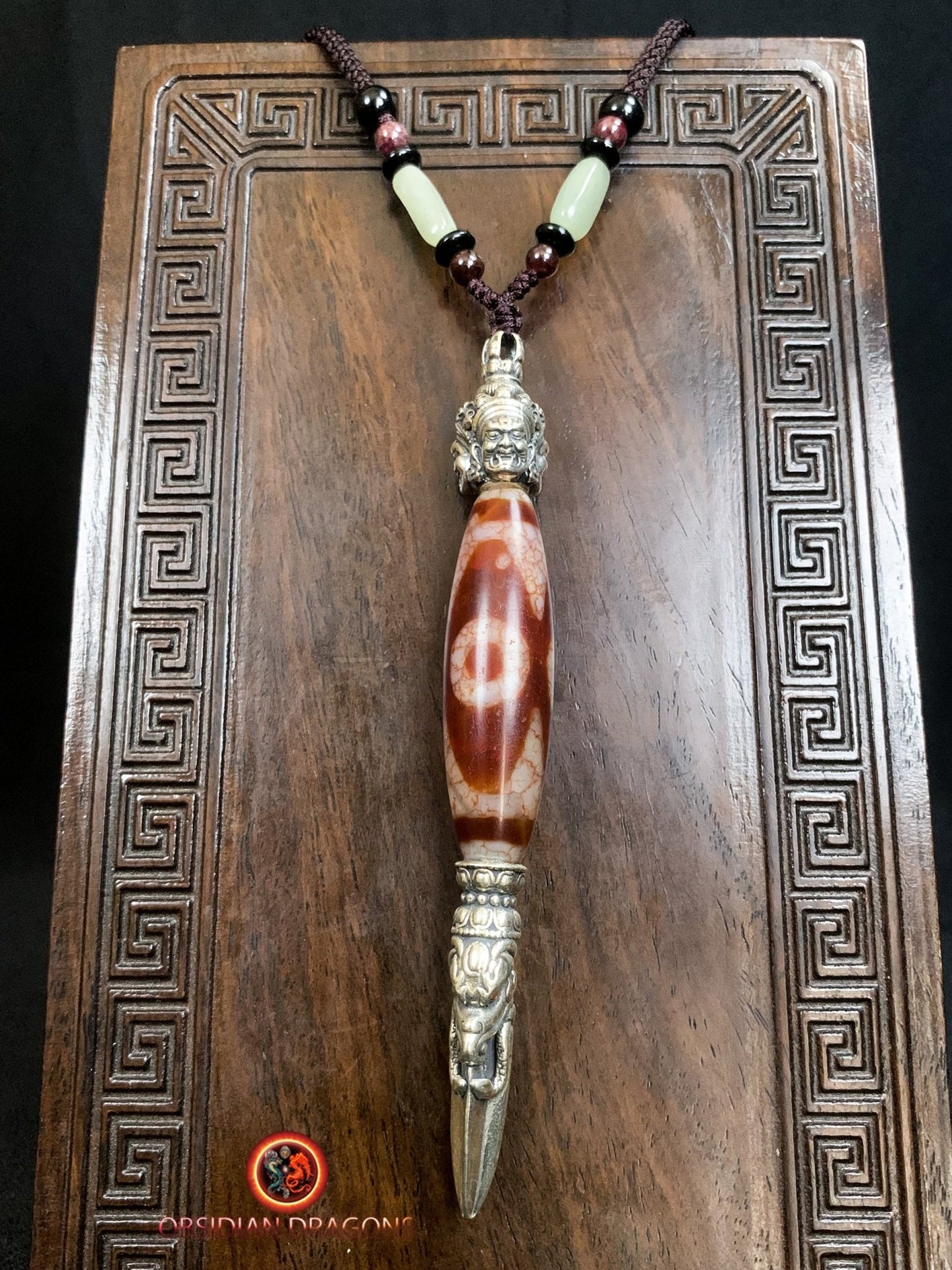 Pendentif Phurba tibétain- DZI à trois yeux
